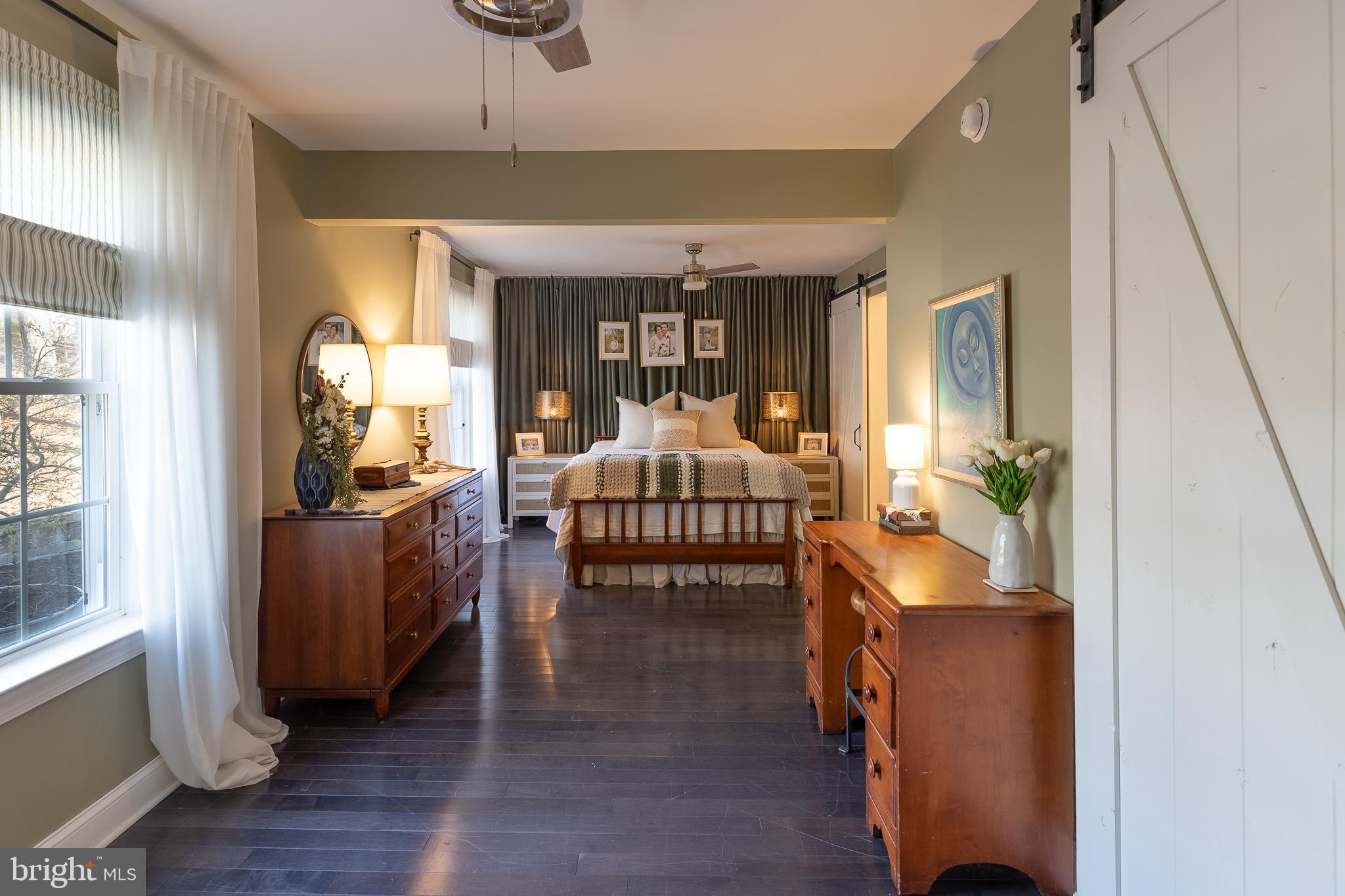 LAKE LAND - Residential