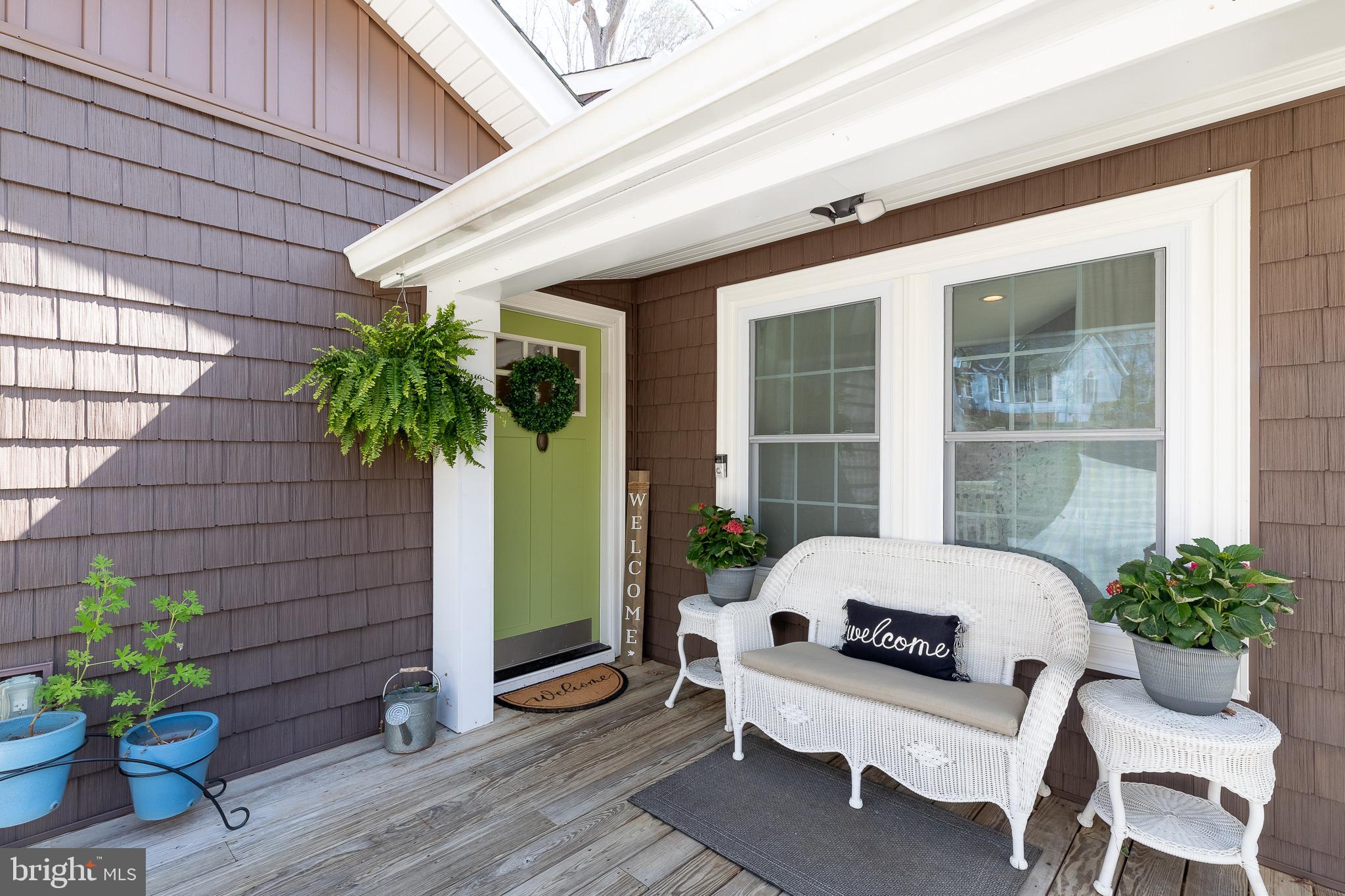 LAKE LAND - Residential