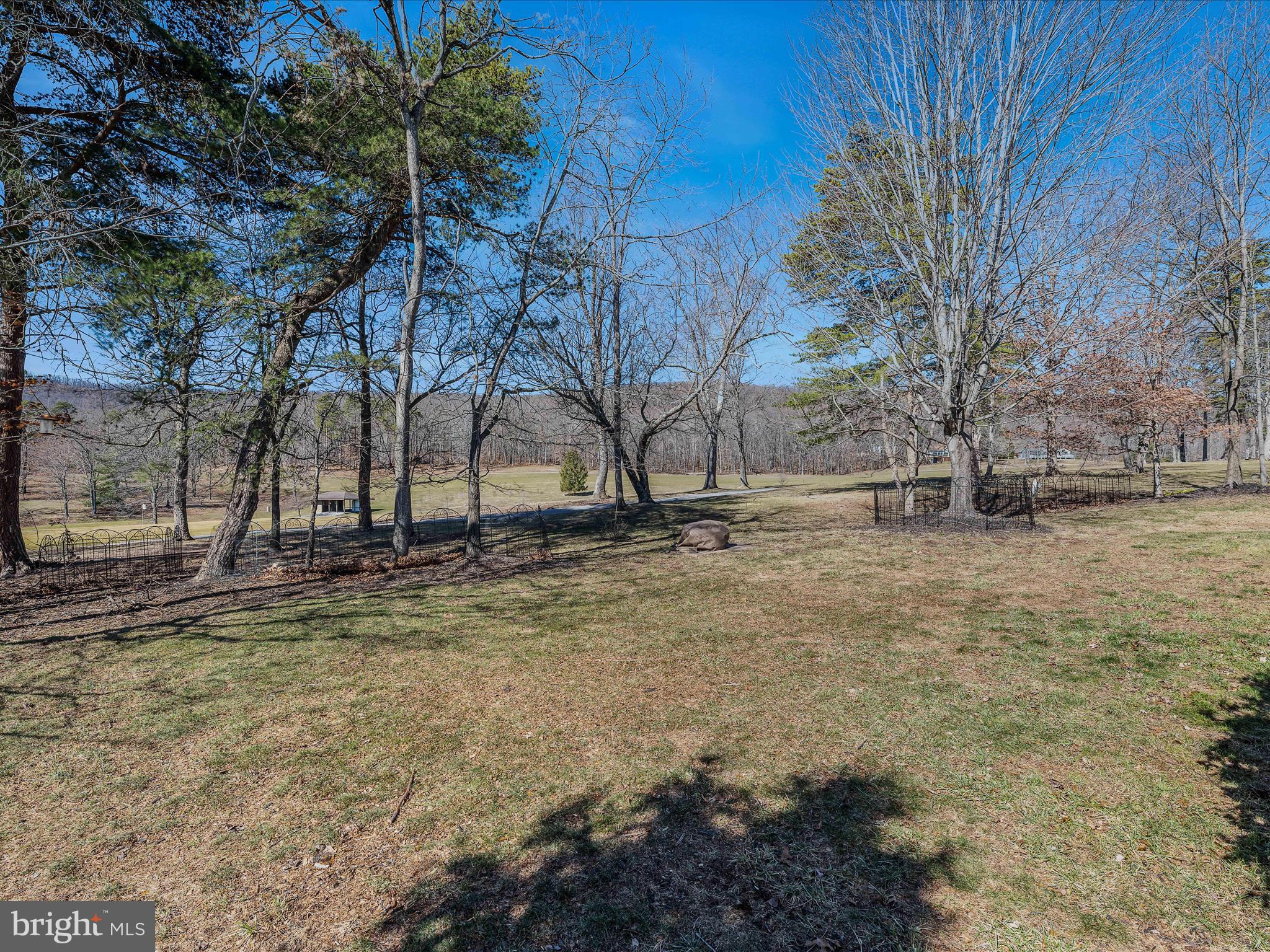 THE WOODS - Residential