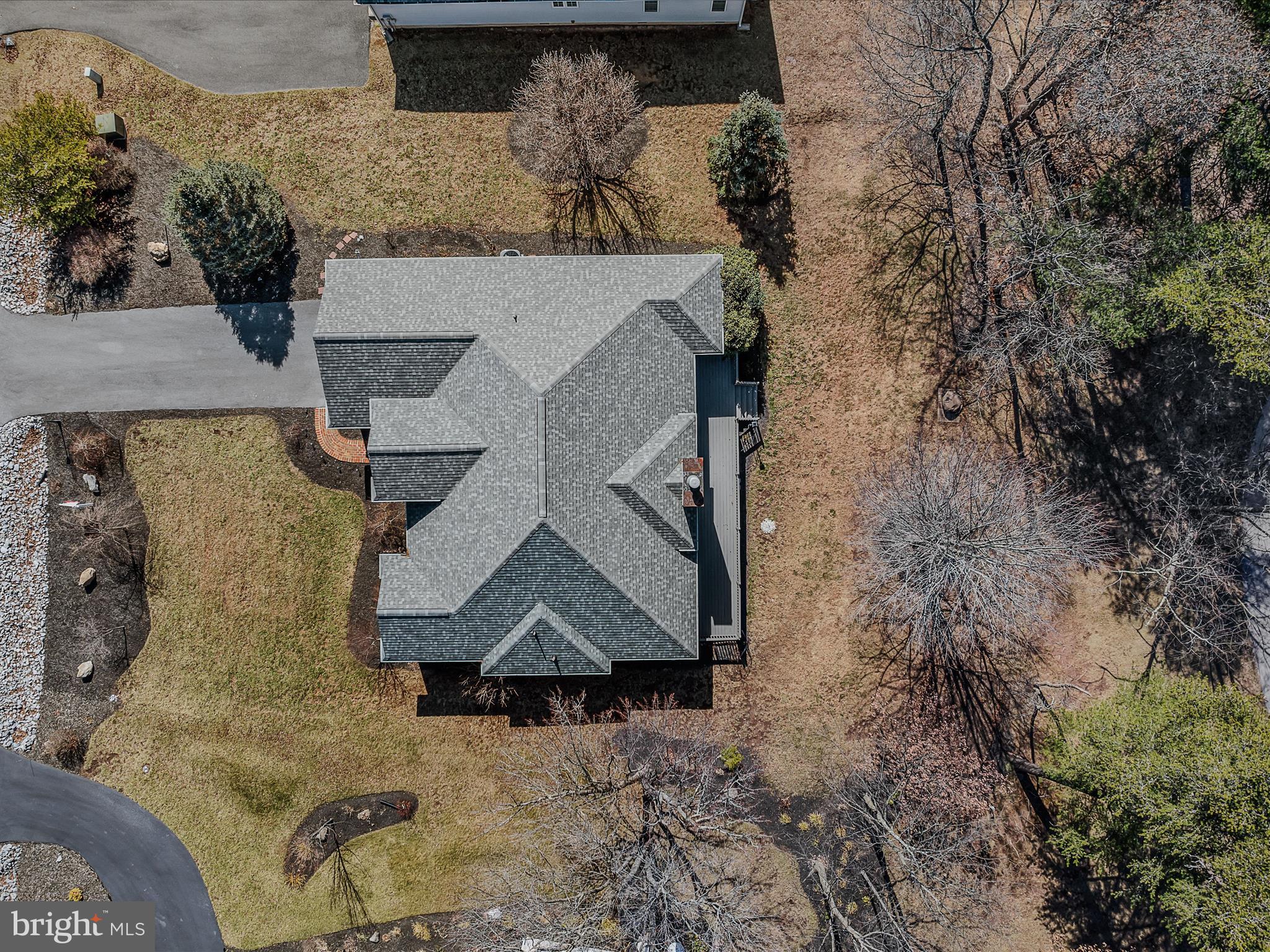 THE WOODS - Residential