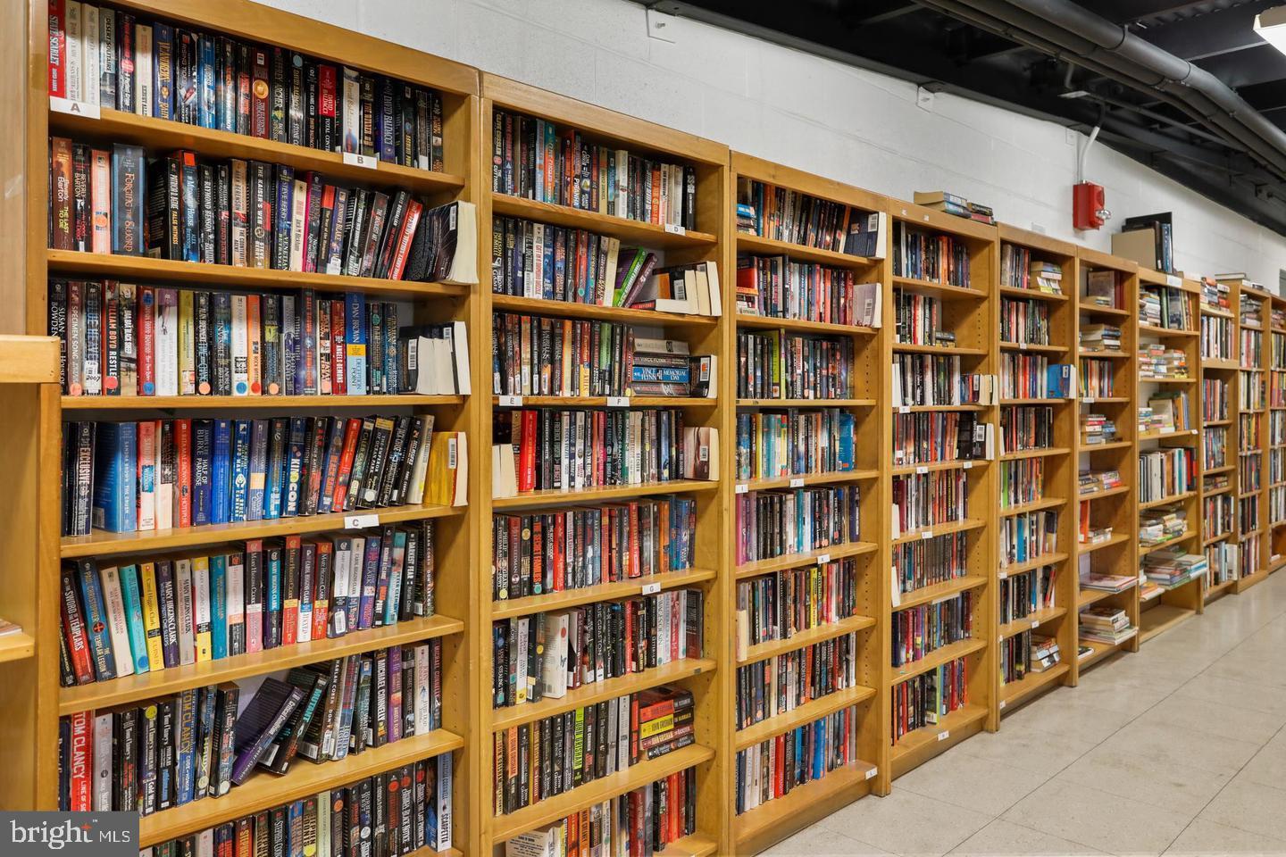 THE WOODS - Residential