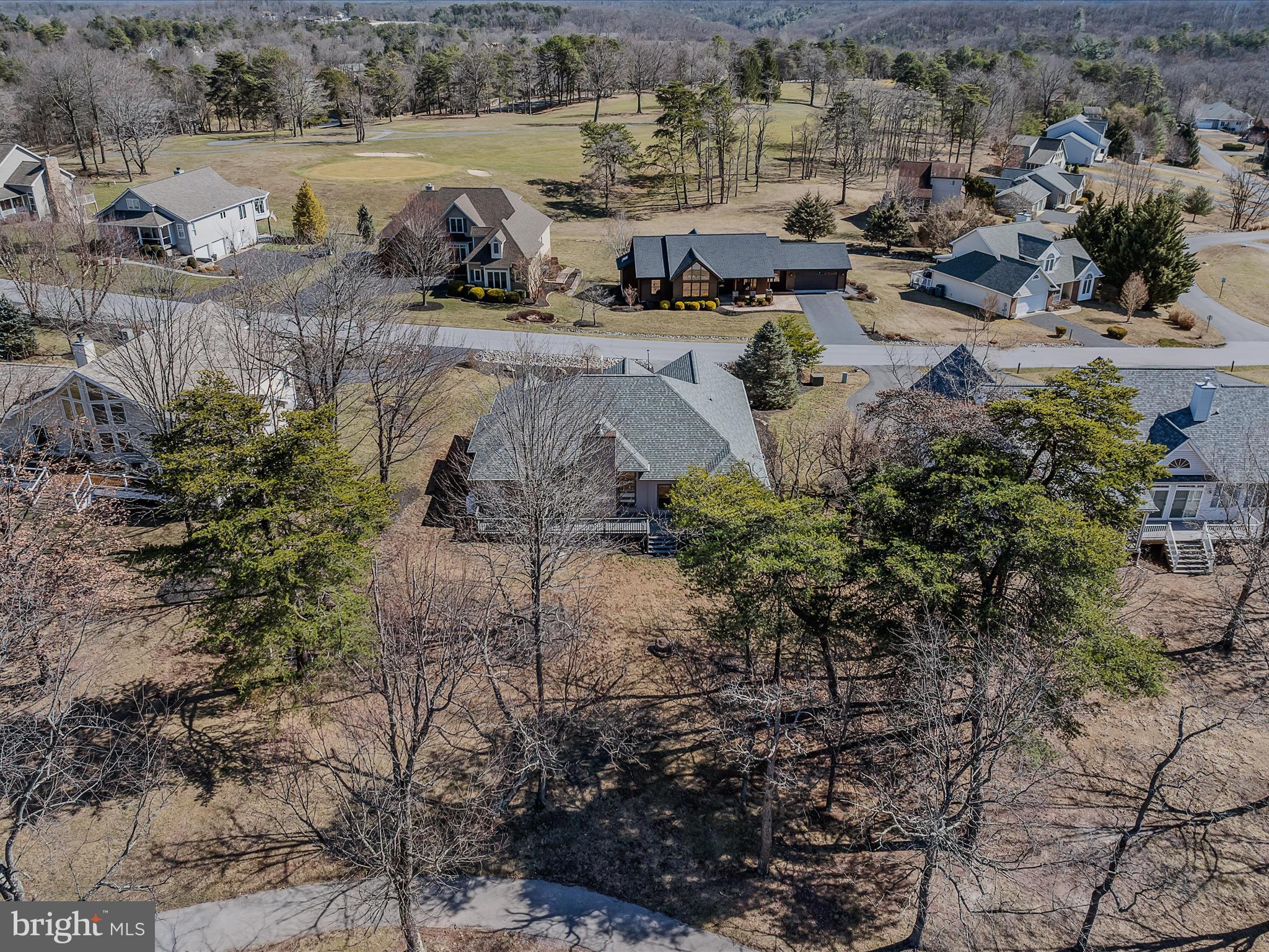 THE WOODS - Residential