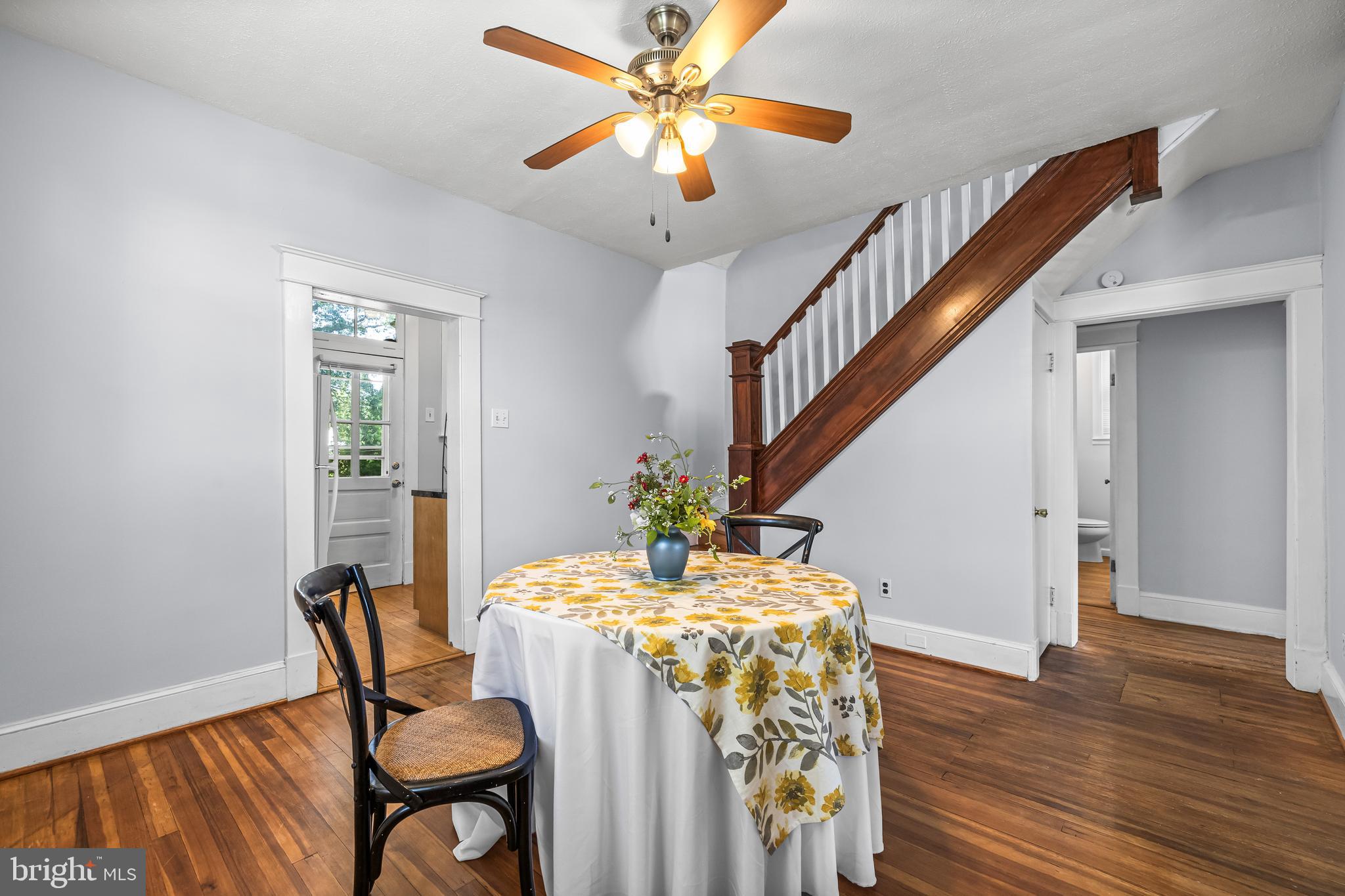 LAURAVILLE HISTORIC DISTRICT - Residential