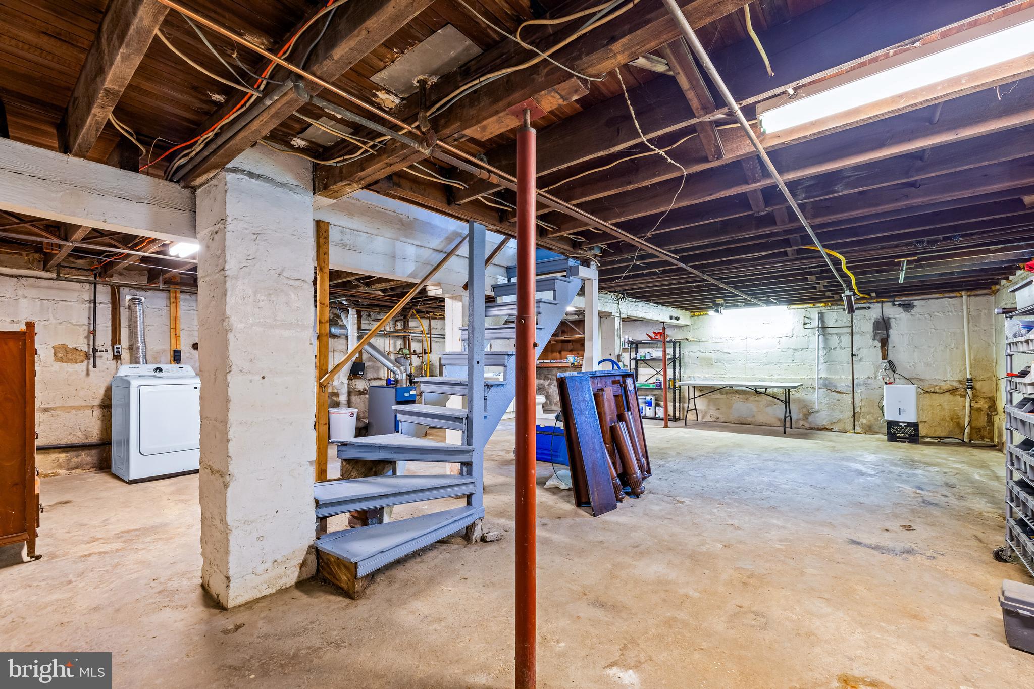 LAURAVILLE HISTORIC DISTRICT - Residential