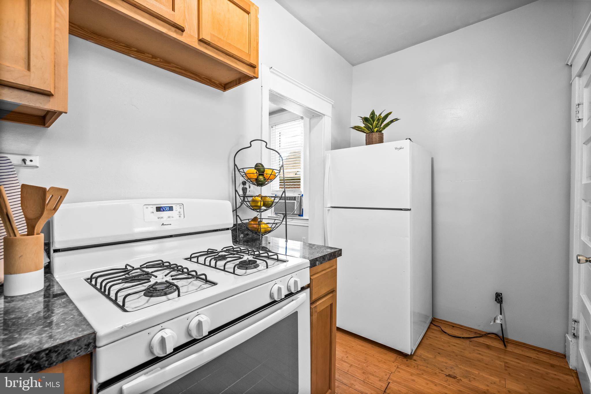 LAURAVILLE HISTORIC DISTRICT - Residential