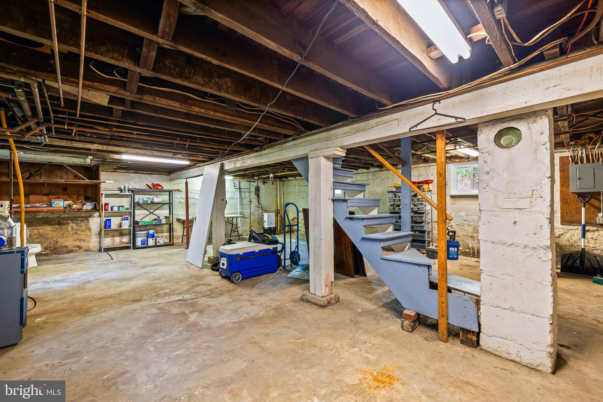 LAURAVILLE HISTORIC DISTRICT - Residential