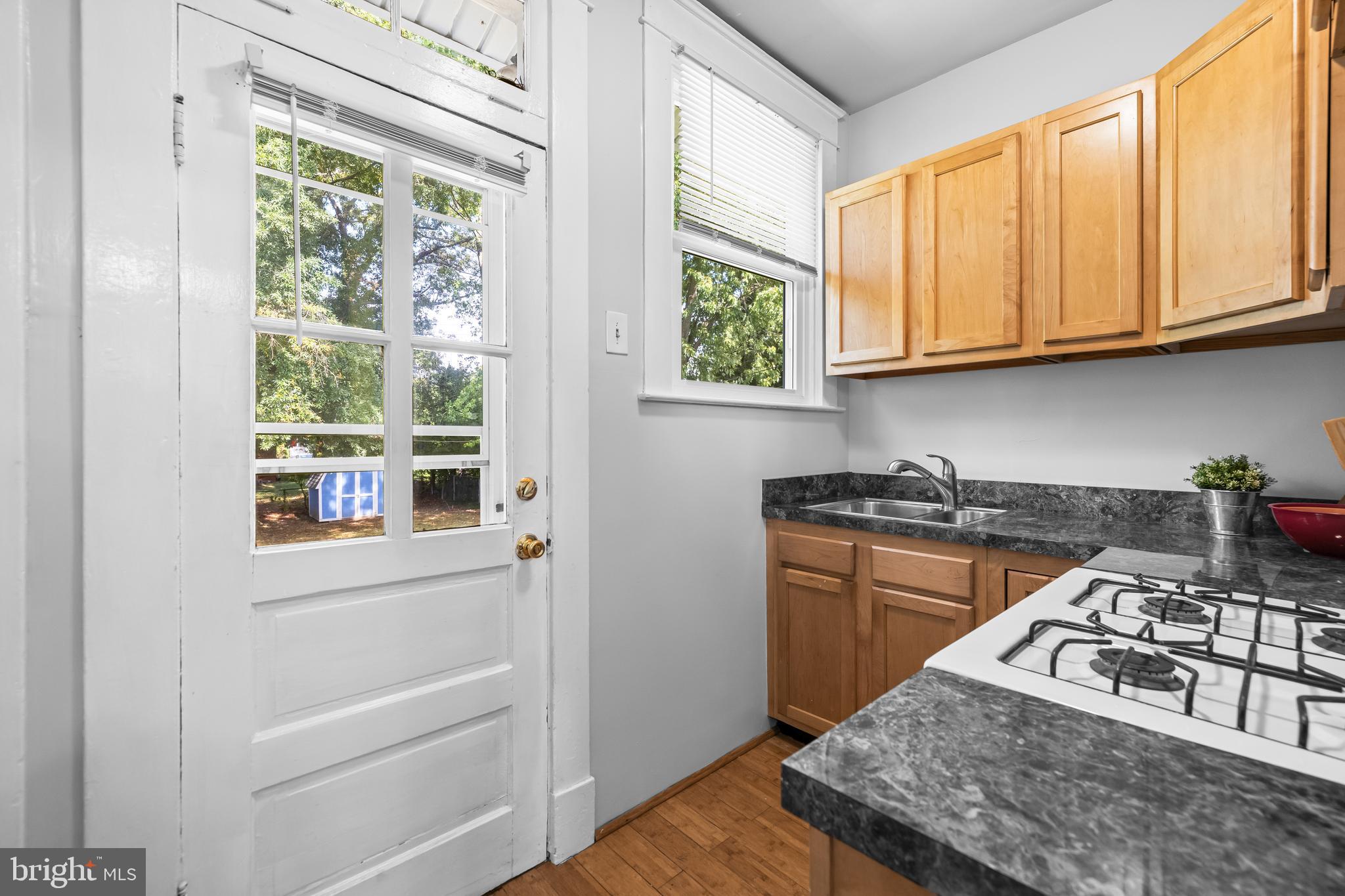 LAURAVILLE HISTORIC DISTRICT - Residential