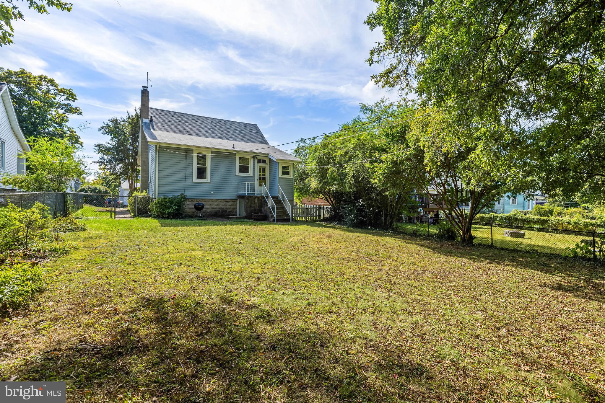 LAURAVILLE HISTORIC DISTRICT - Residential
