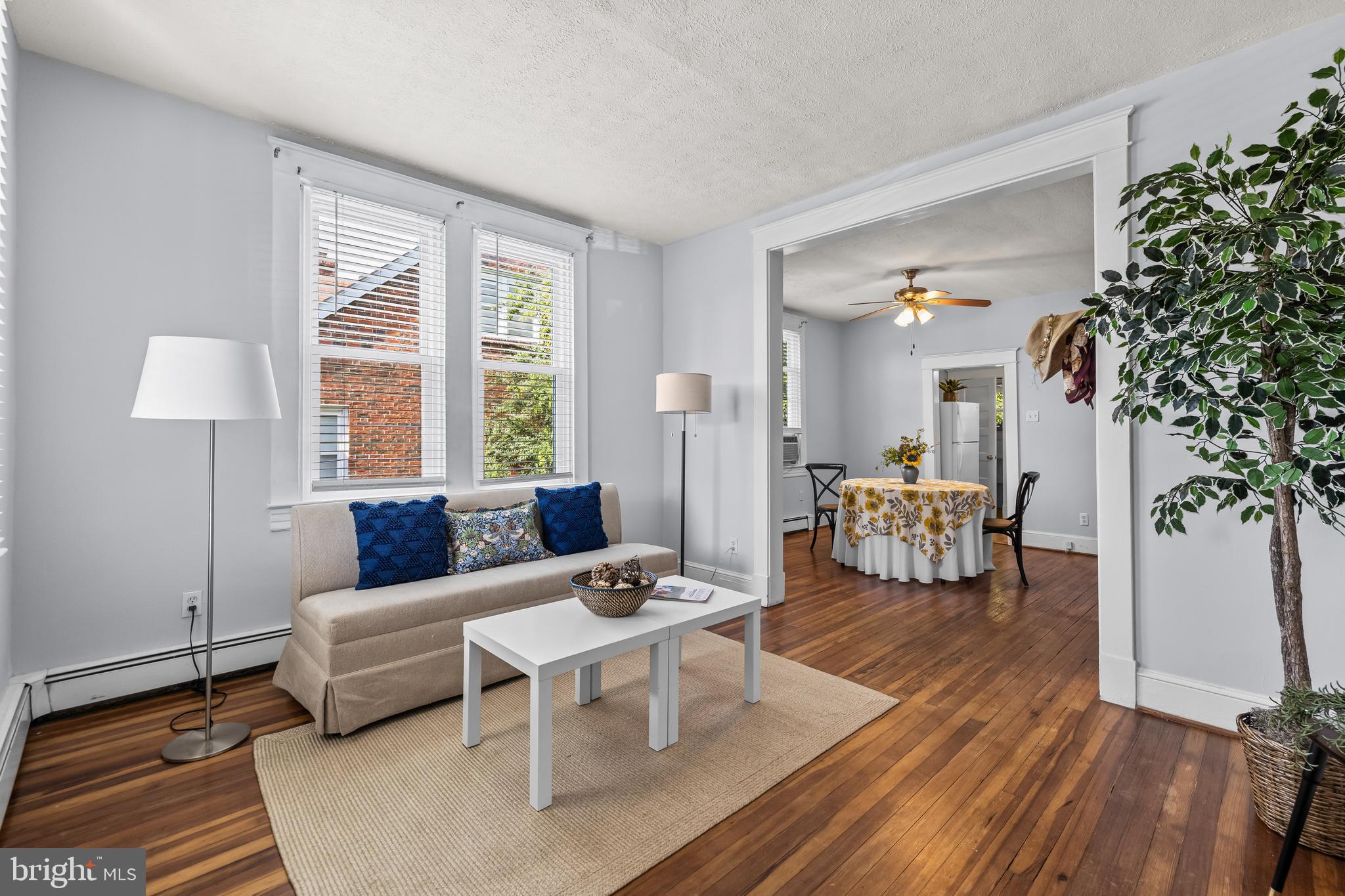 LAURAVILLE HISTORIC DISTRICT - Residential