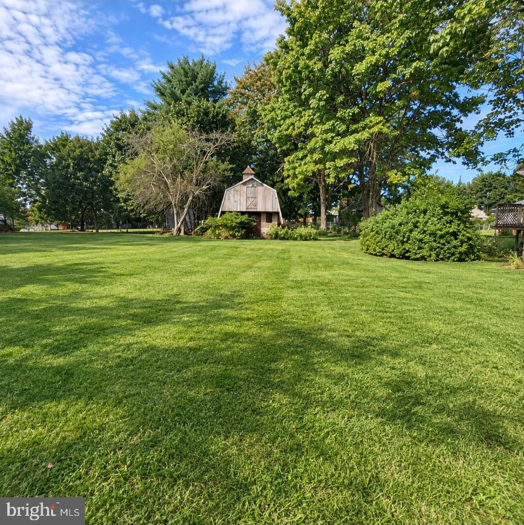 1184 FAIRMONT DRIVE