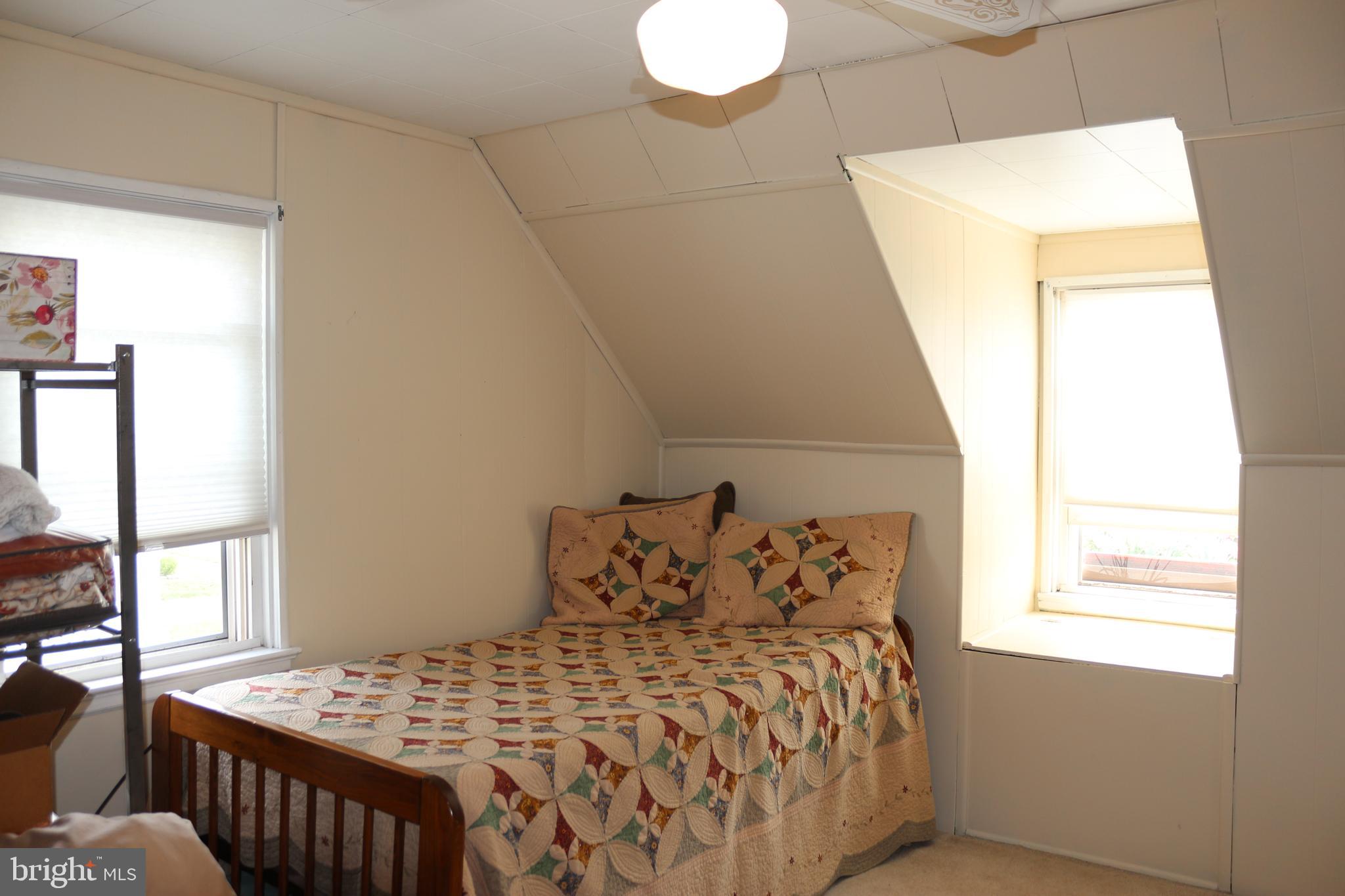 HAMILTON PARK - Residential