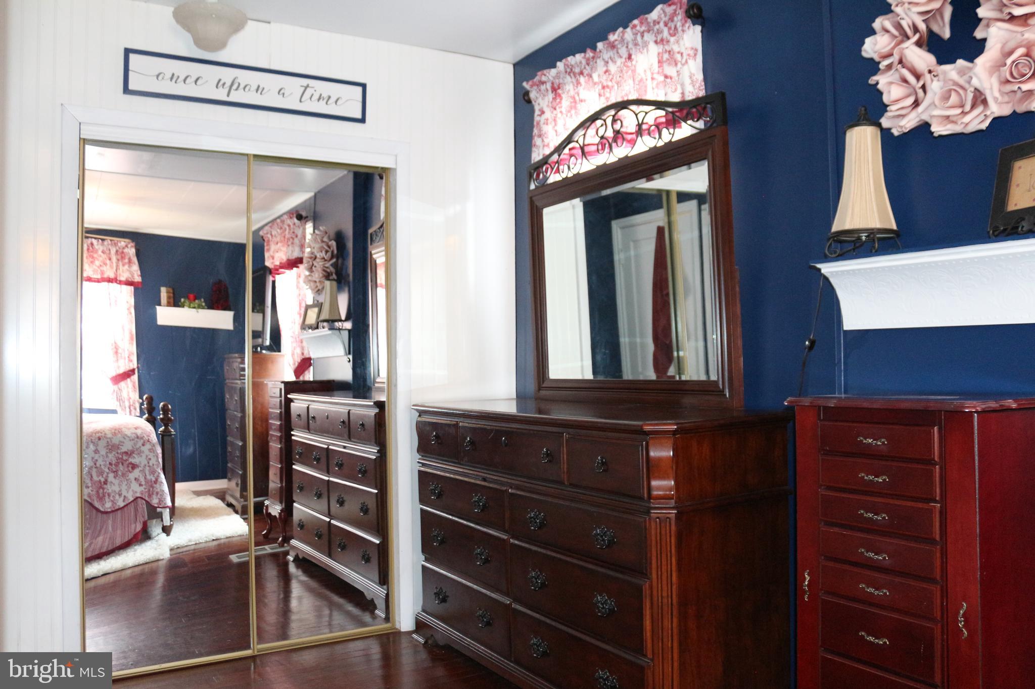 HAMILTON PARK - Residential