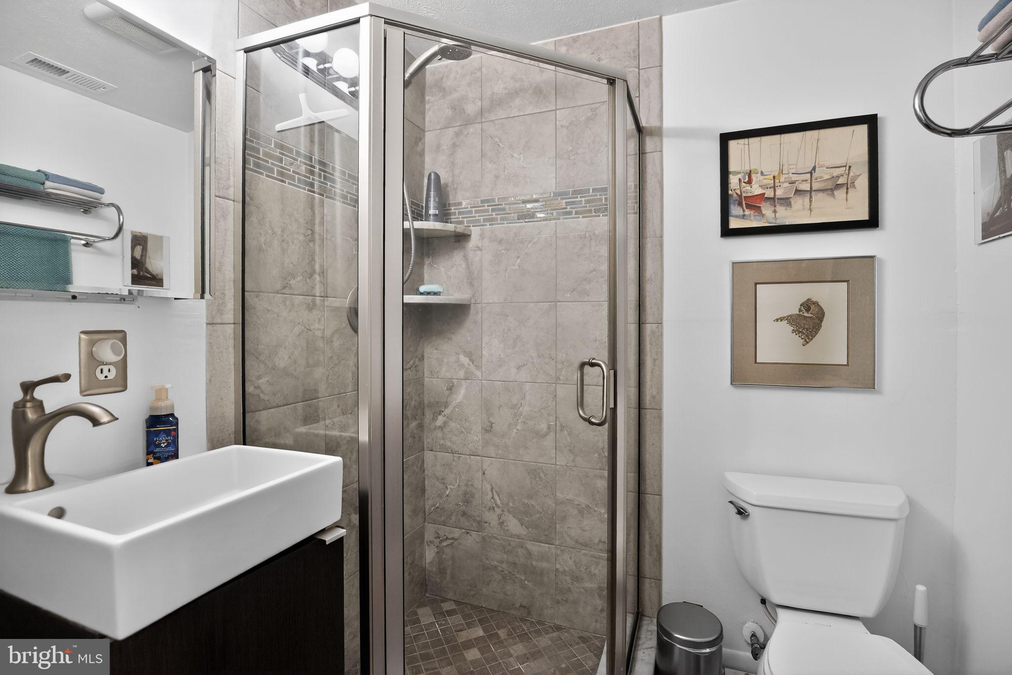 CLIFFTON ON THE POTOMAC - Residential