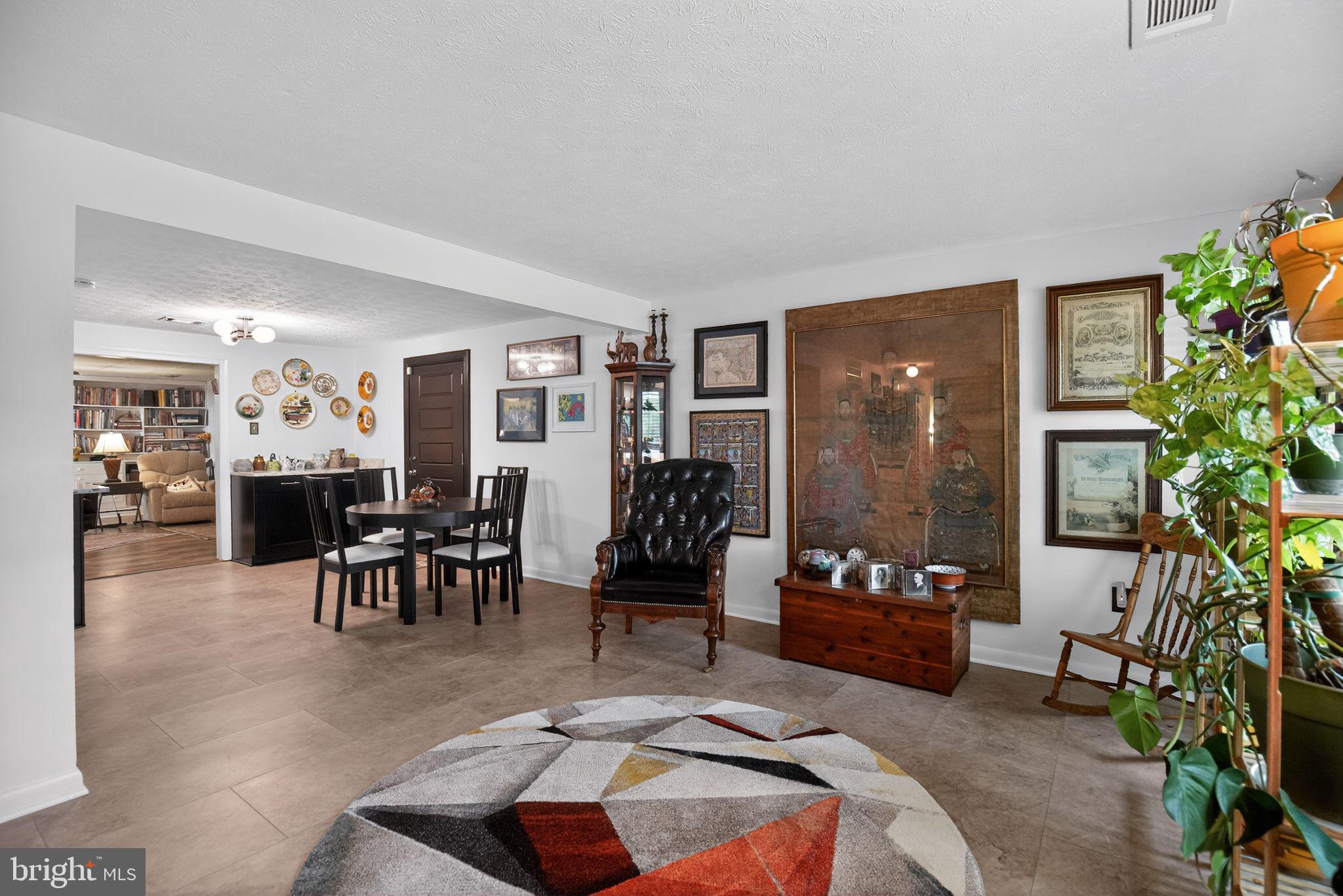 CLIFFTON ON THE POTOMAC - Residential