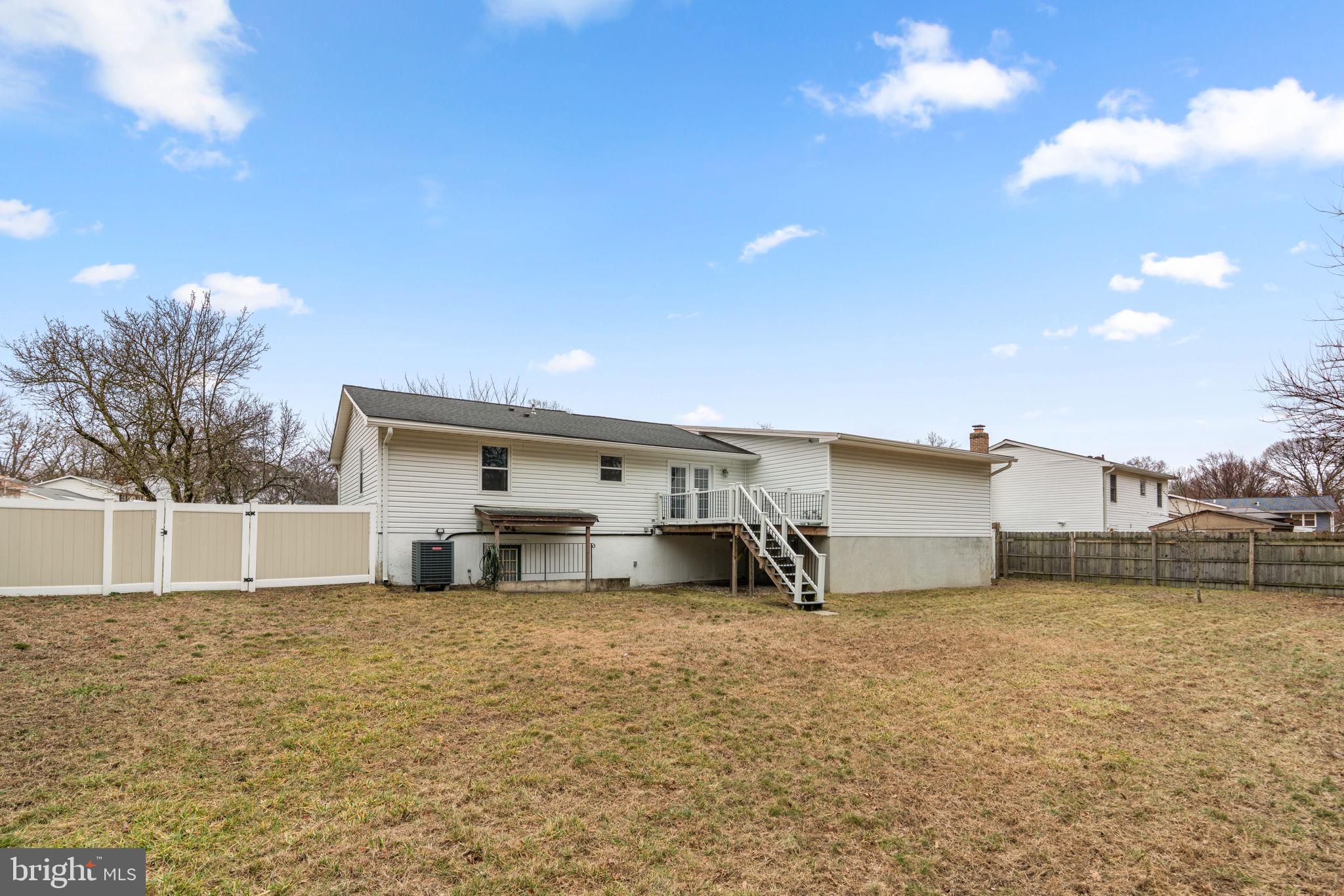 RIDGEFIELD - Residential