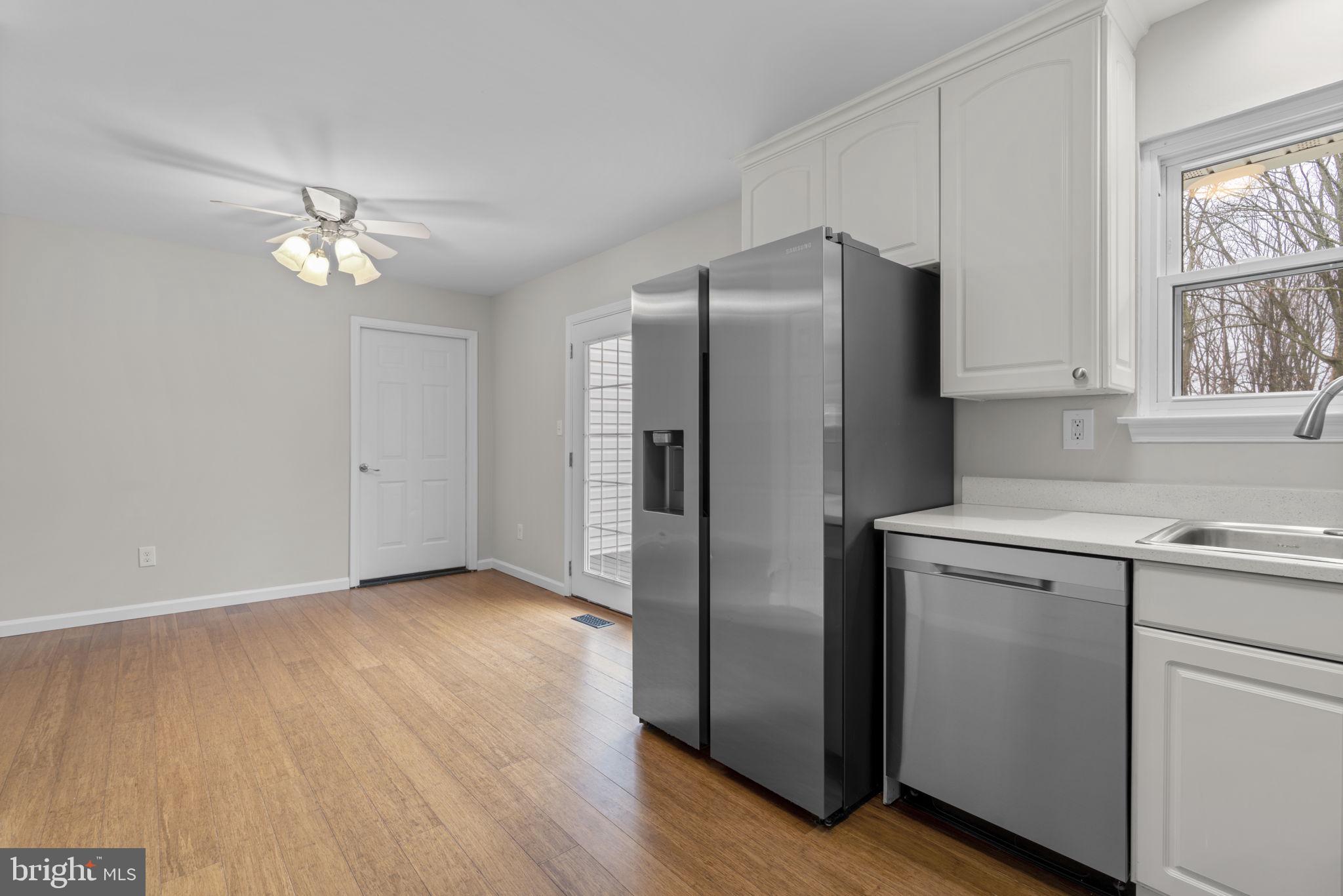 RIDGEFIELD - Residential