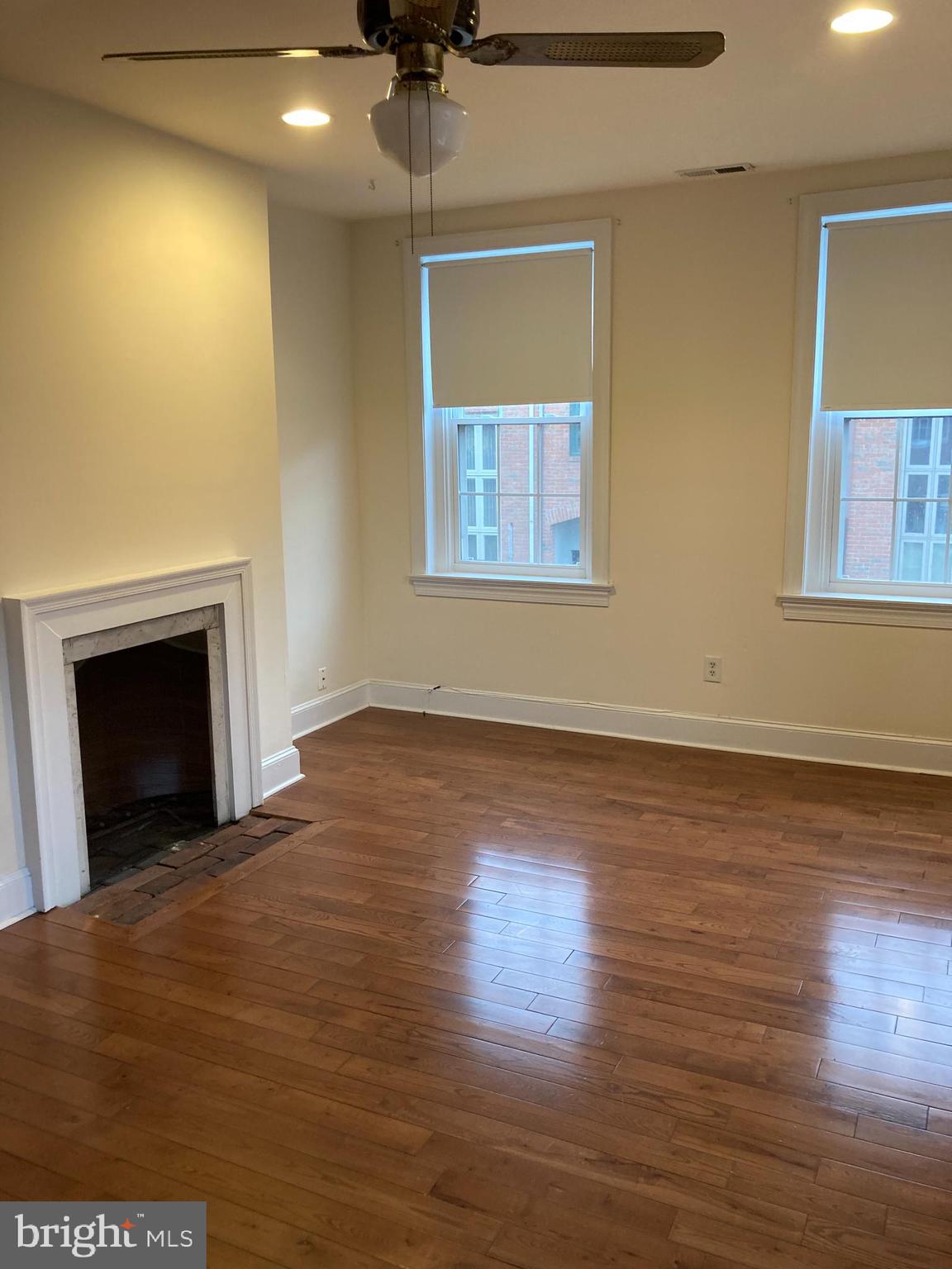 QUEEN VILLAGE - Residential Lease