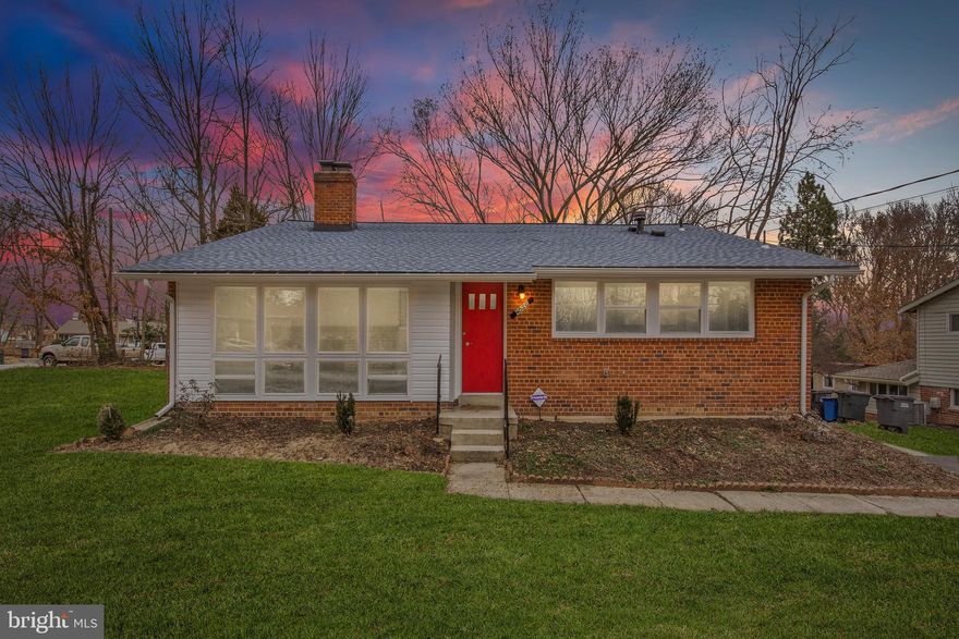 This Splendid Fully Renovated 3 levels, 4 Beds 2.5 Baths House comes with Beautiful Upgrades, and full of Character and Charm. Abundance of natural light. New Upgraded Stainless-steel appliances, Cabinets, Granite counter-tops. Amazing upgraded new floors. Beautifully renovated bathrooms. Recessed lights throughout the house. Big corner lot. Newer roof. Excellent location; Minutes from D.C. Huntington metro, Springfield, Ft. Belvoir, Pentagon, Mark Center, Crystal City (future Amazon site) and Old Town Alexandria. This house can be divided into two portions for some rental income. Plenty of Parking. For a virtual tour of the house: https://my.matterport.com/show/?m=PdLDmxYMEmd