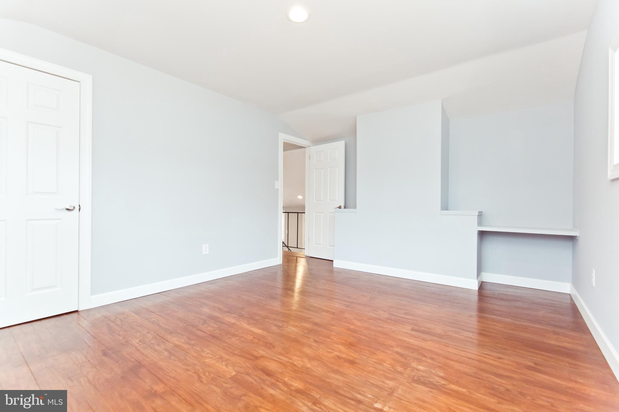 ROSE HILL FARMS - Residential