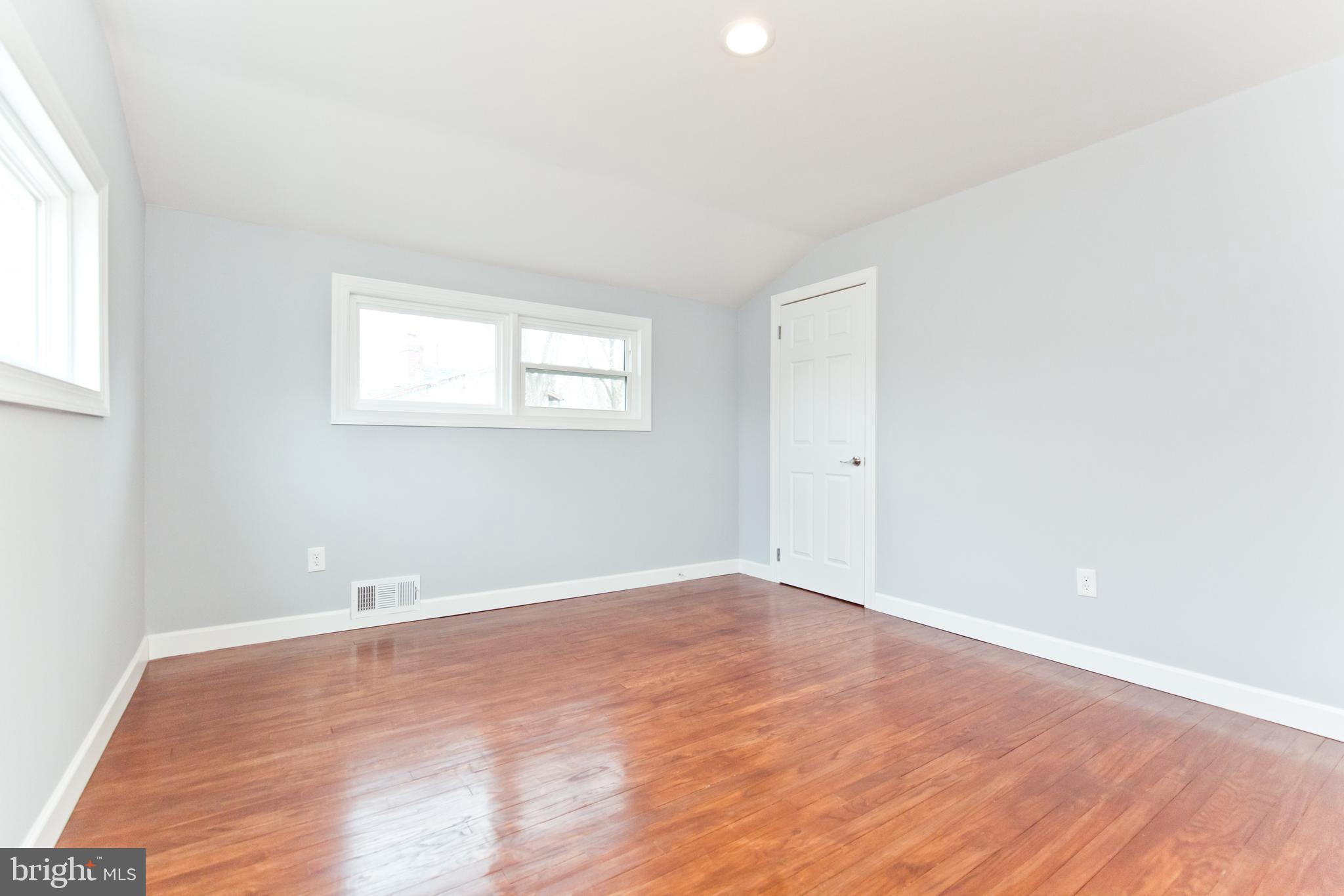 ROSE HILL FARMS - Residential