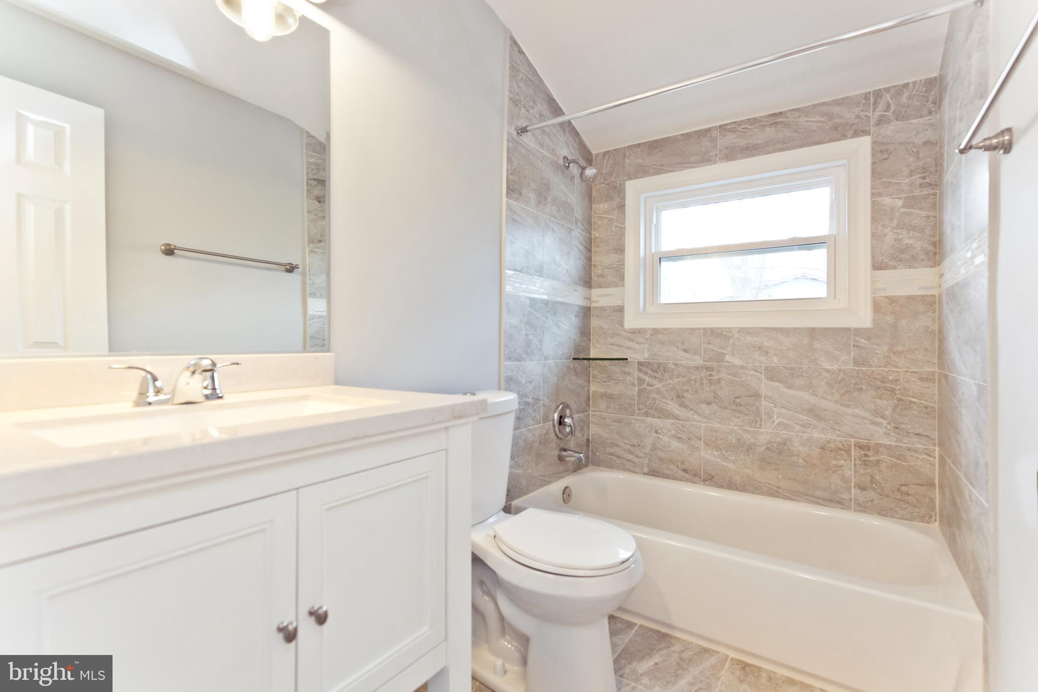 ROSE HILL FARMS - Residential