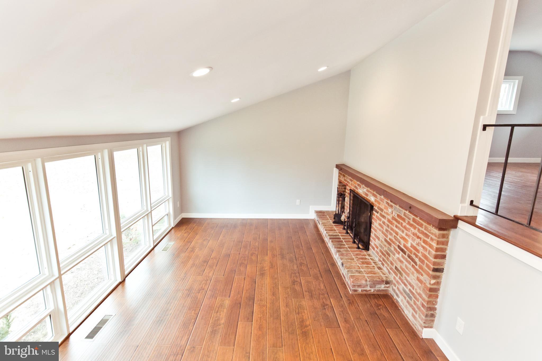 ROSE HILL FARMS - Residential