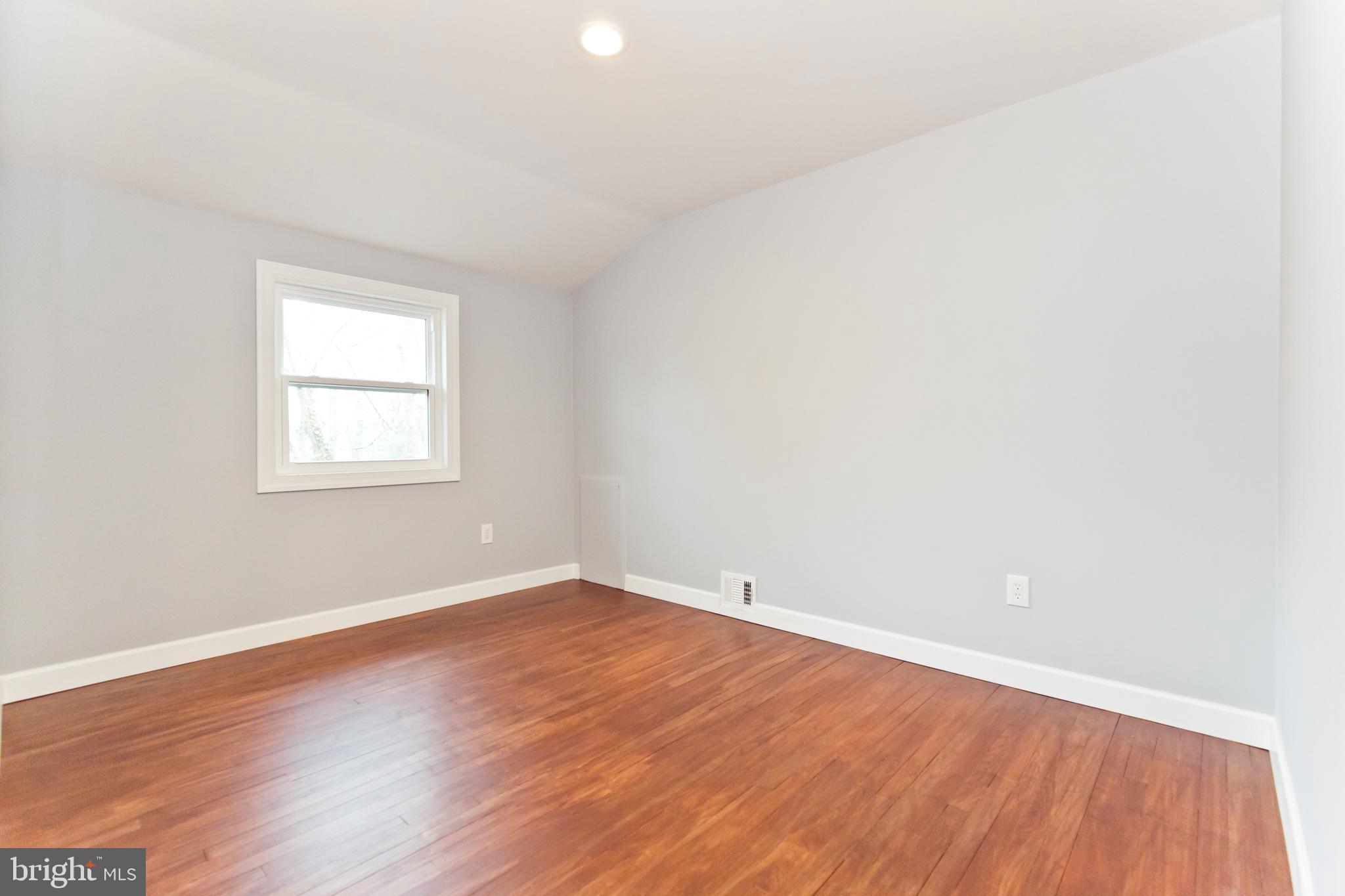 ROSE HILL FARMS - Residential