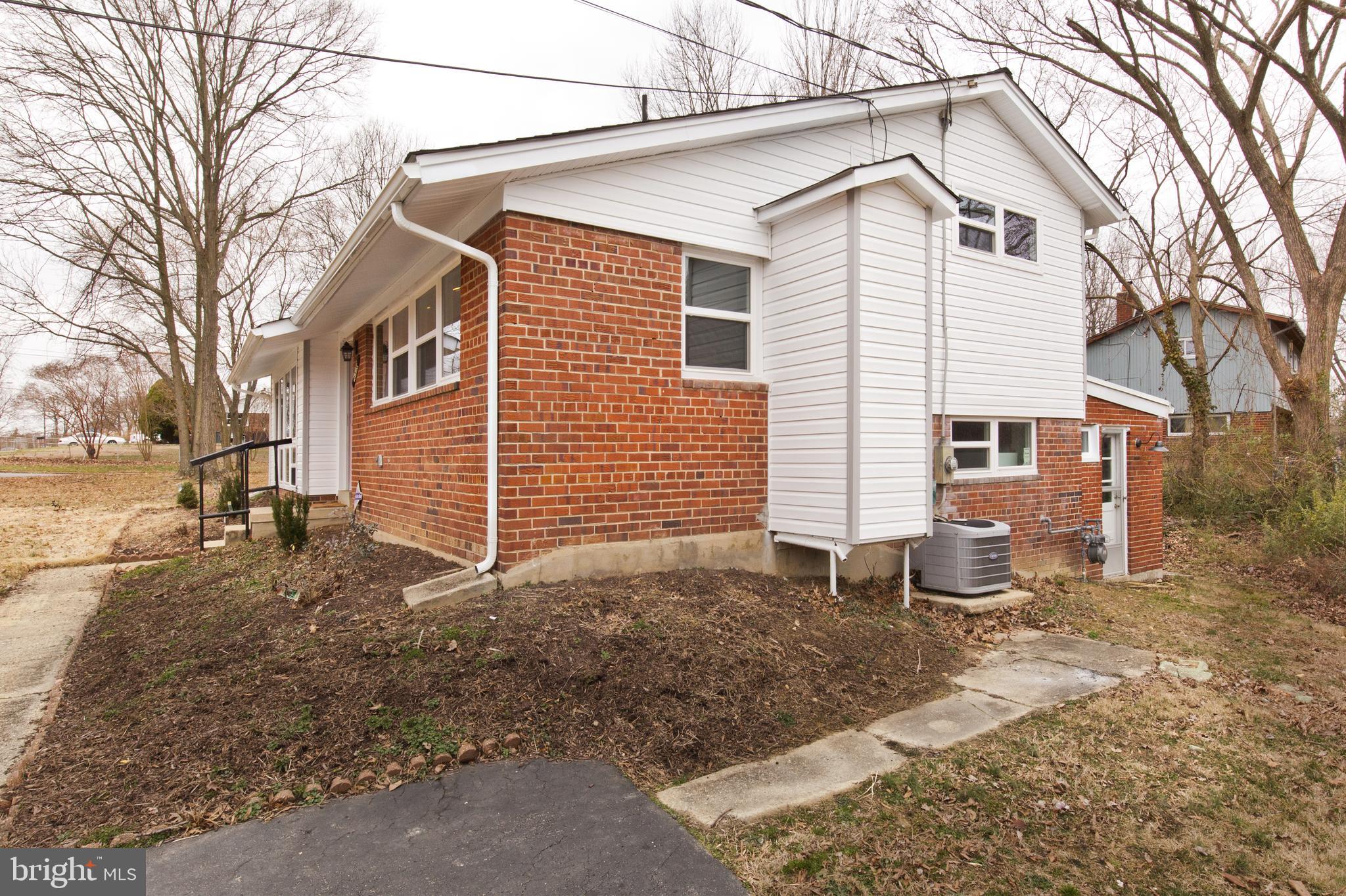 ROSE HILL FARMS - Residential