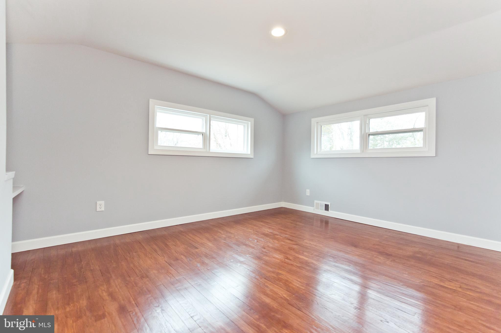 ROSE HILL FARMS - Residential