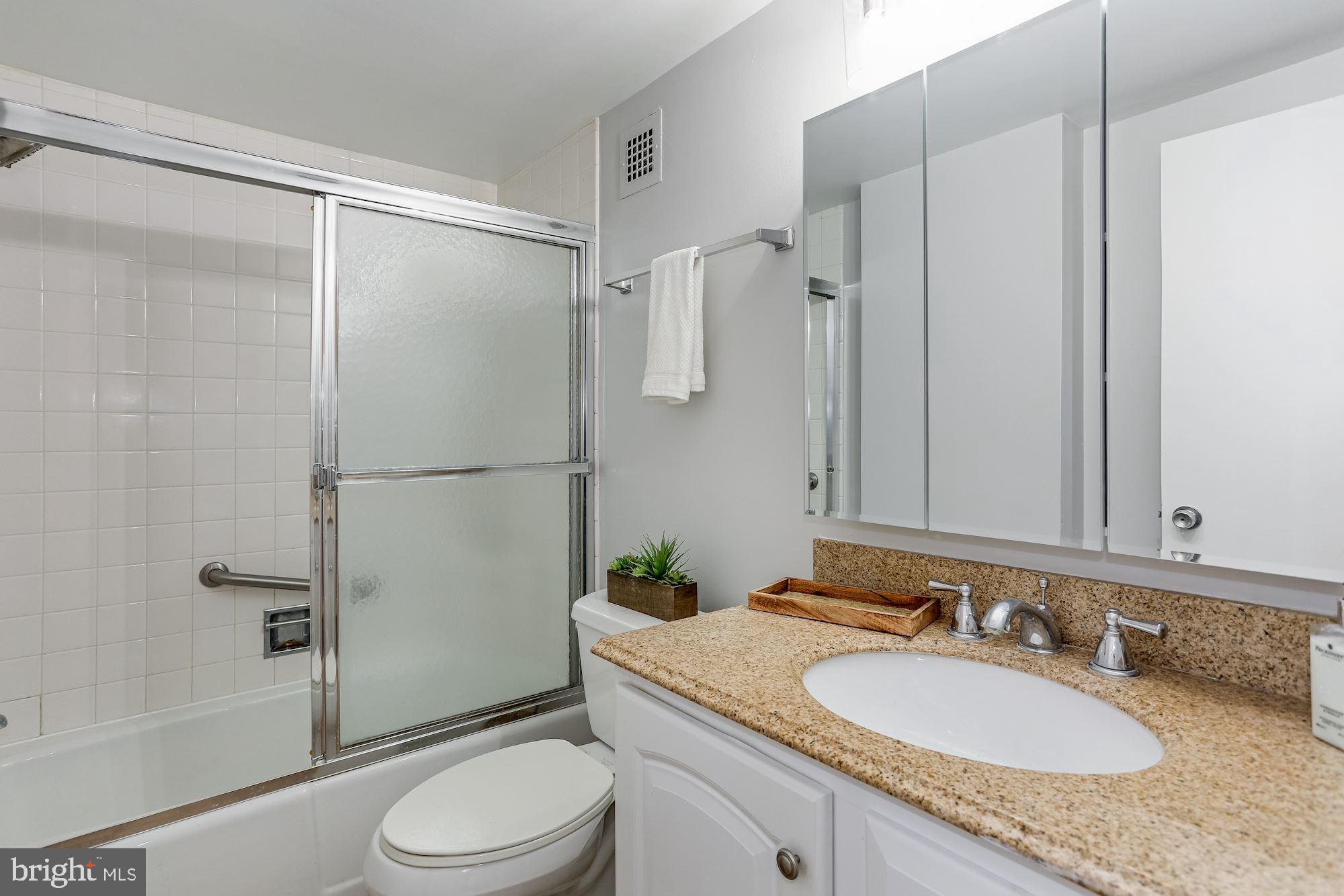 FRIENDSHIP HEIGHTS - Residential Lease