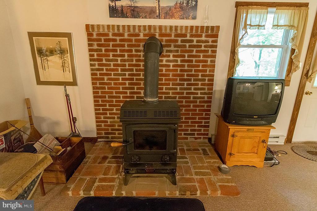 ROUSE MOUNTAIN - Residential