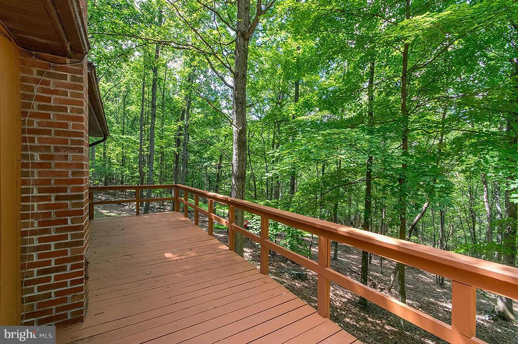 ROUSE MOUNTAIN - Residential