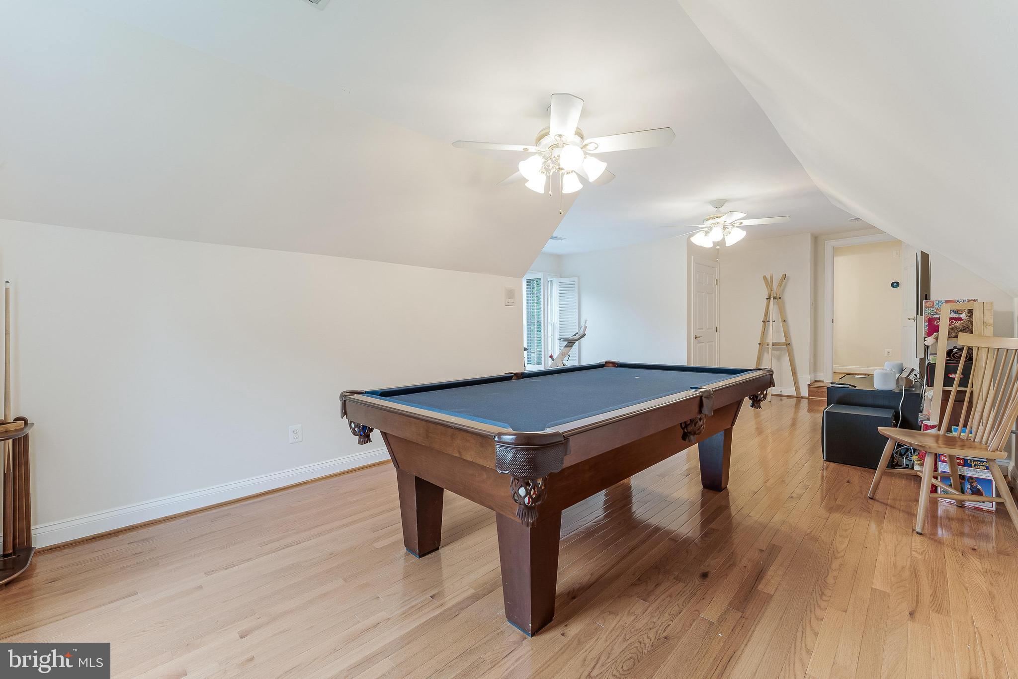 FAIRFAX FARMS - Residential