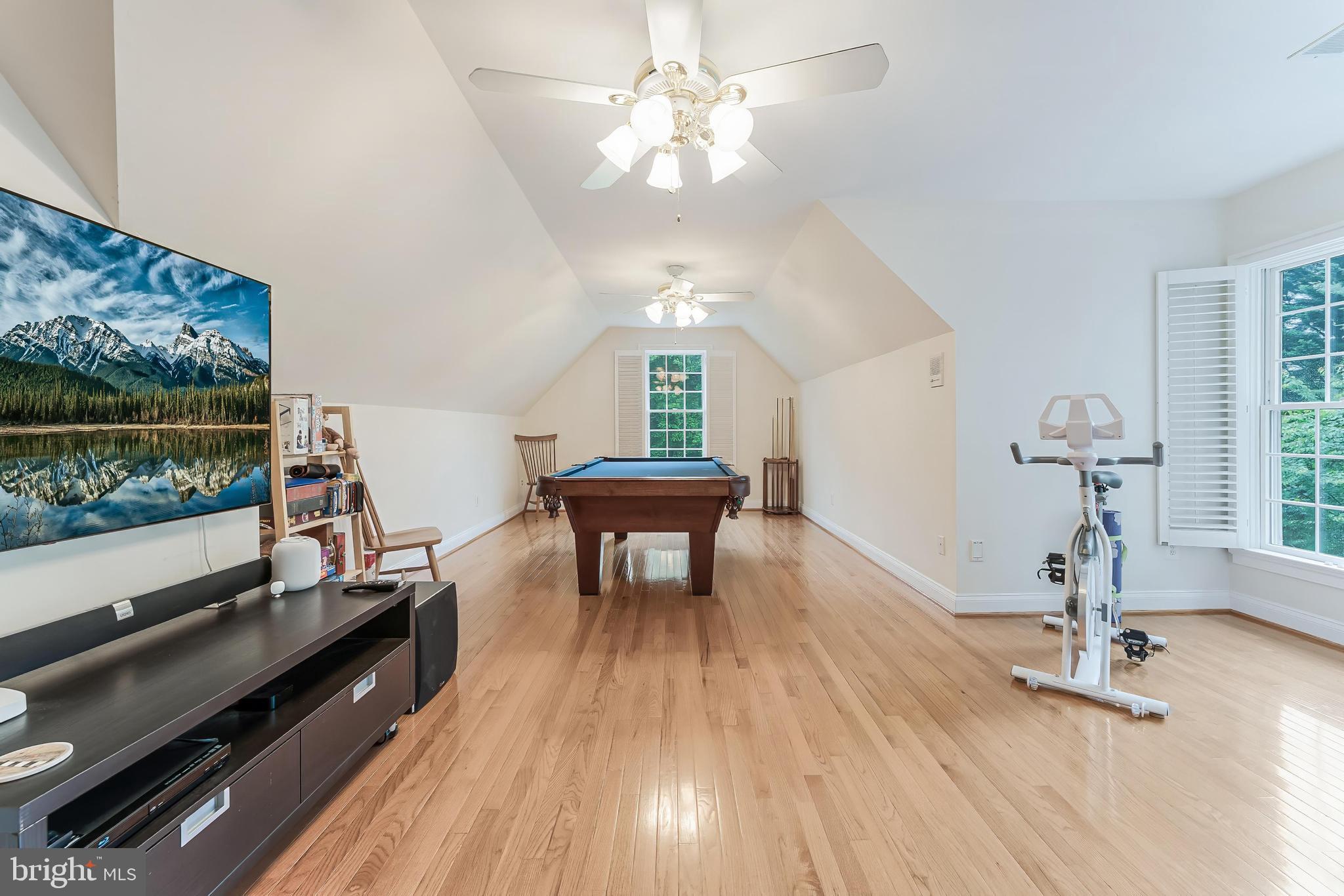 FAIRFAX FARMS - Residential