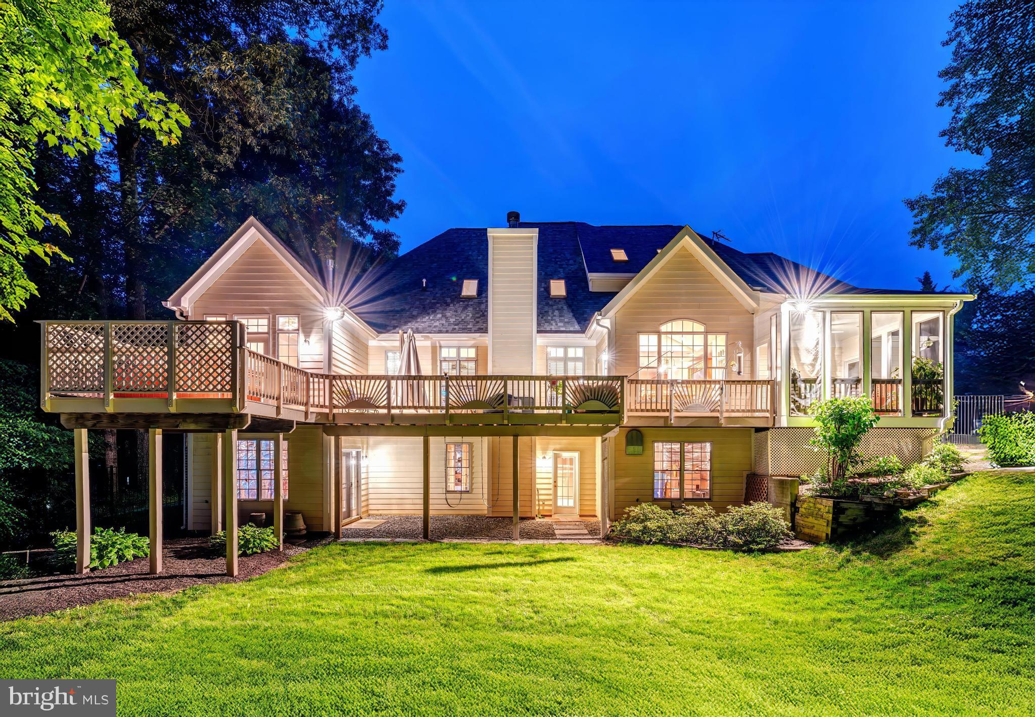 FAIRFAX FARMS - Residential