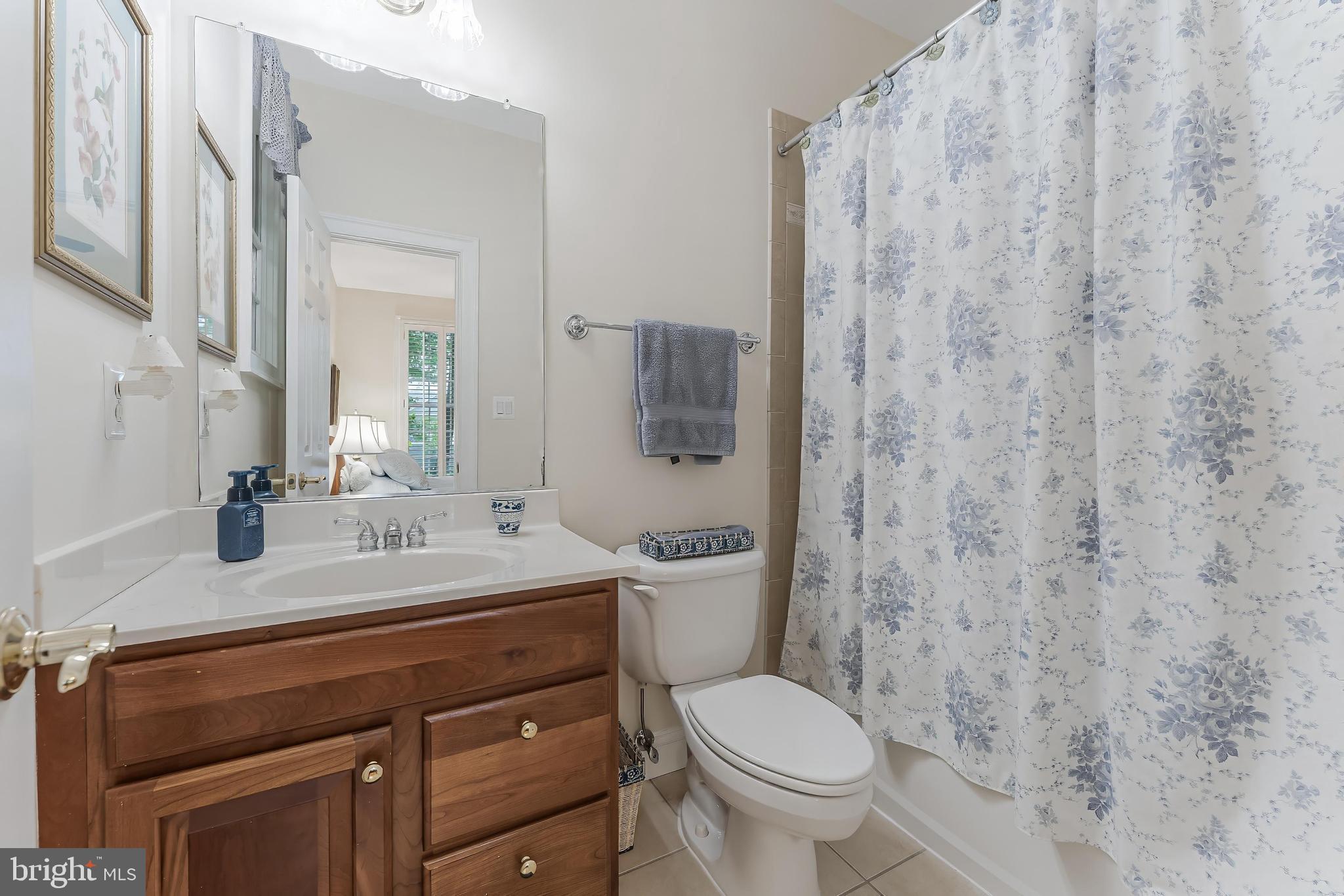 FAIRFAX FARMS - Residential