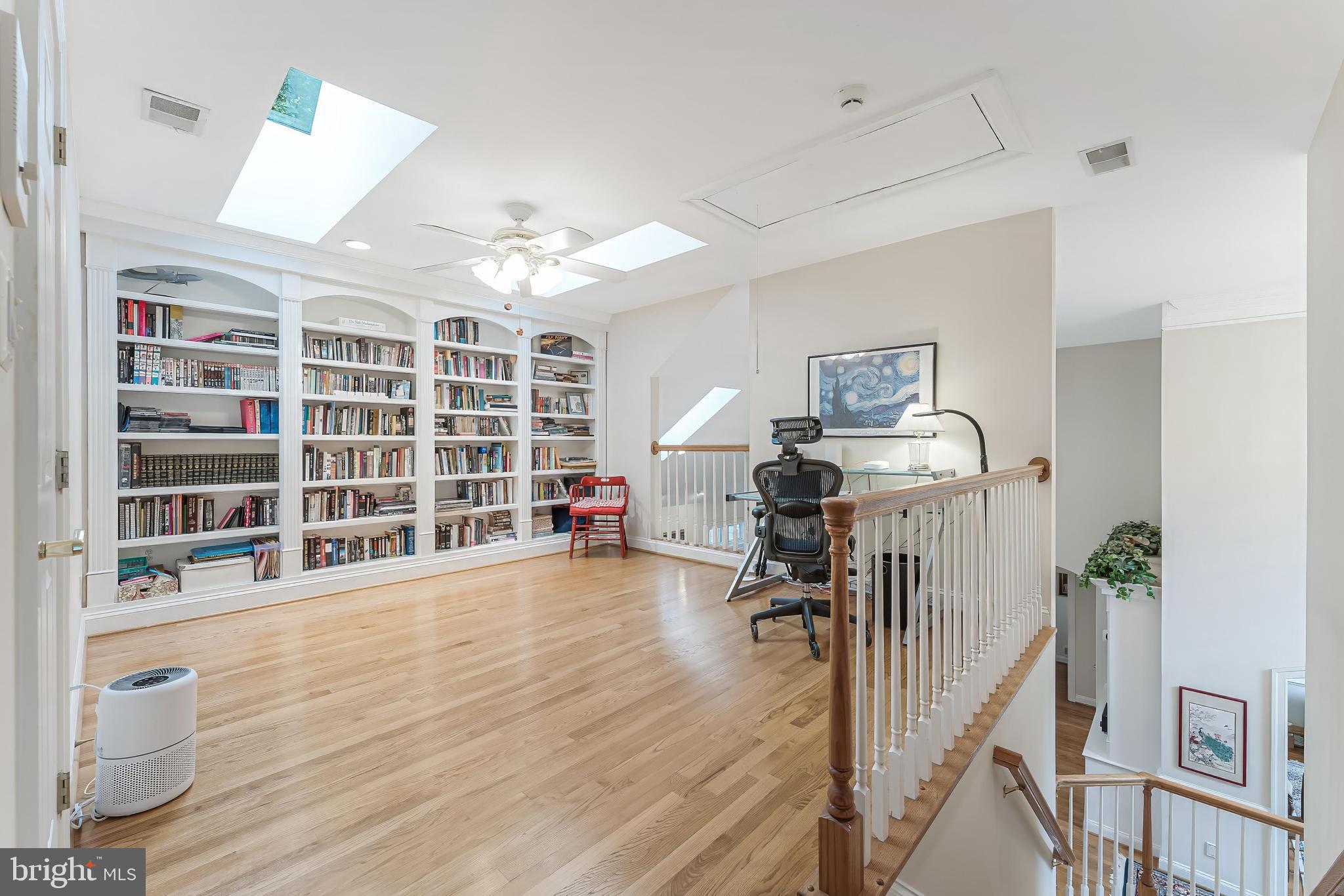 FAIRFAX FARMS - Residential