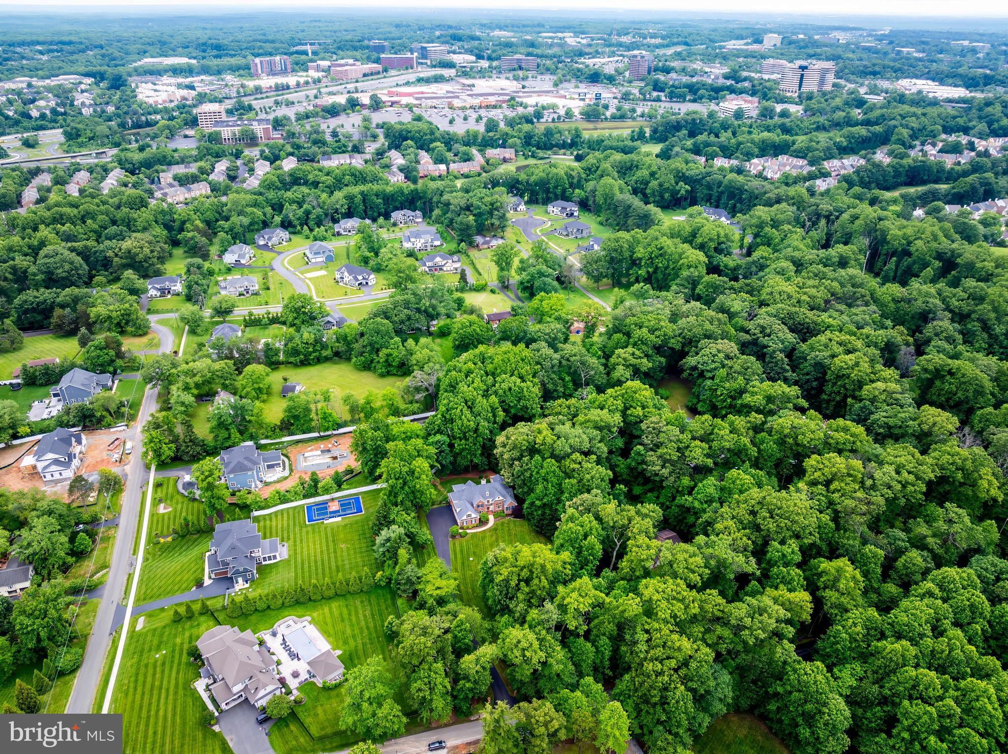 FAIRFAX FARMS - Residential