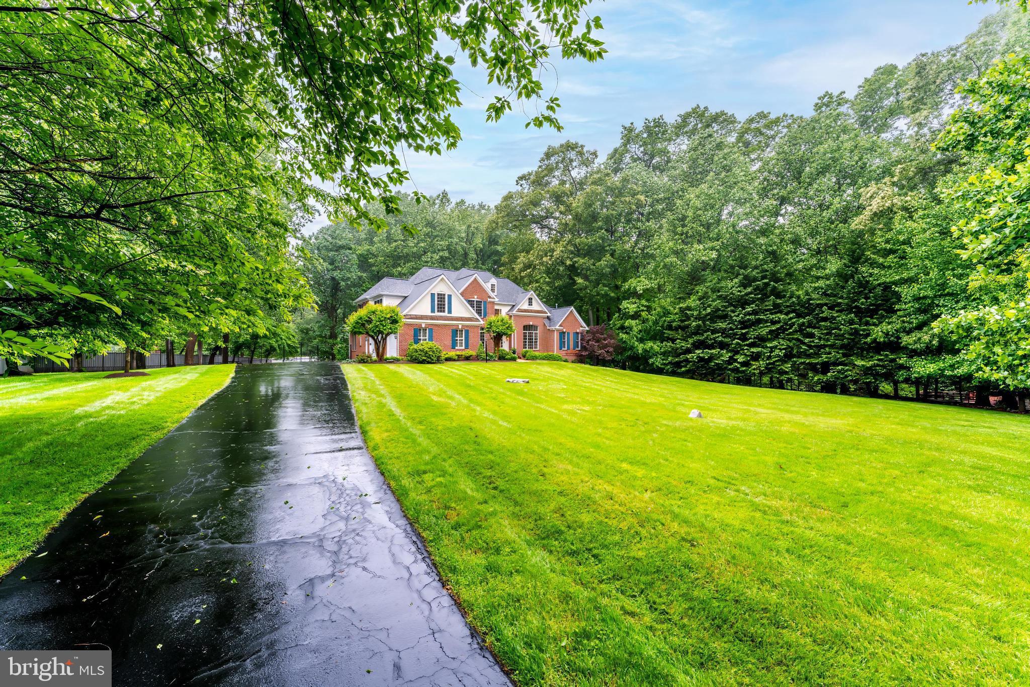 FAIRFAX FARMS - Residential