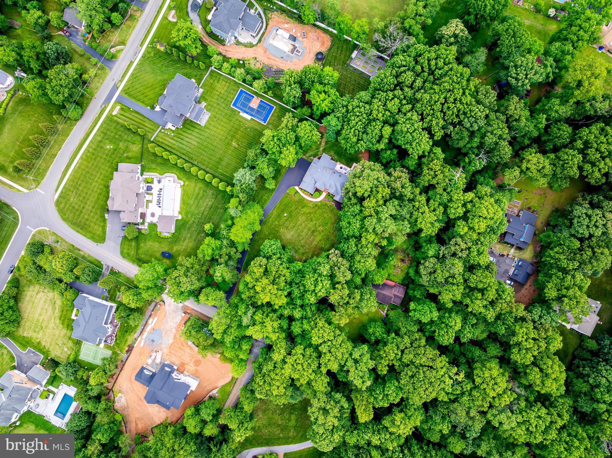 FAIRFAX FARMS - Residential