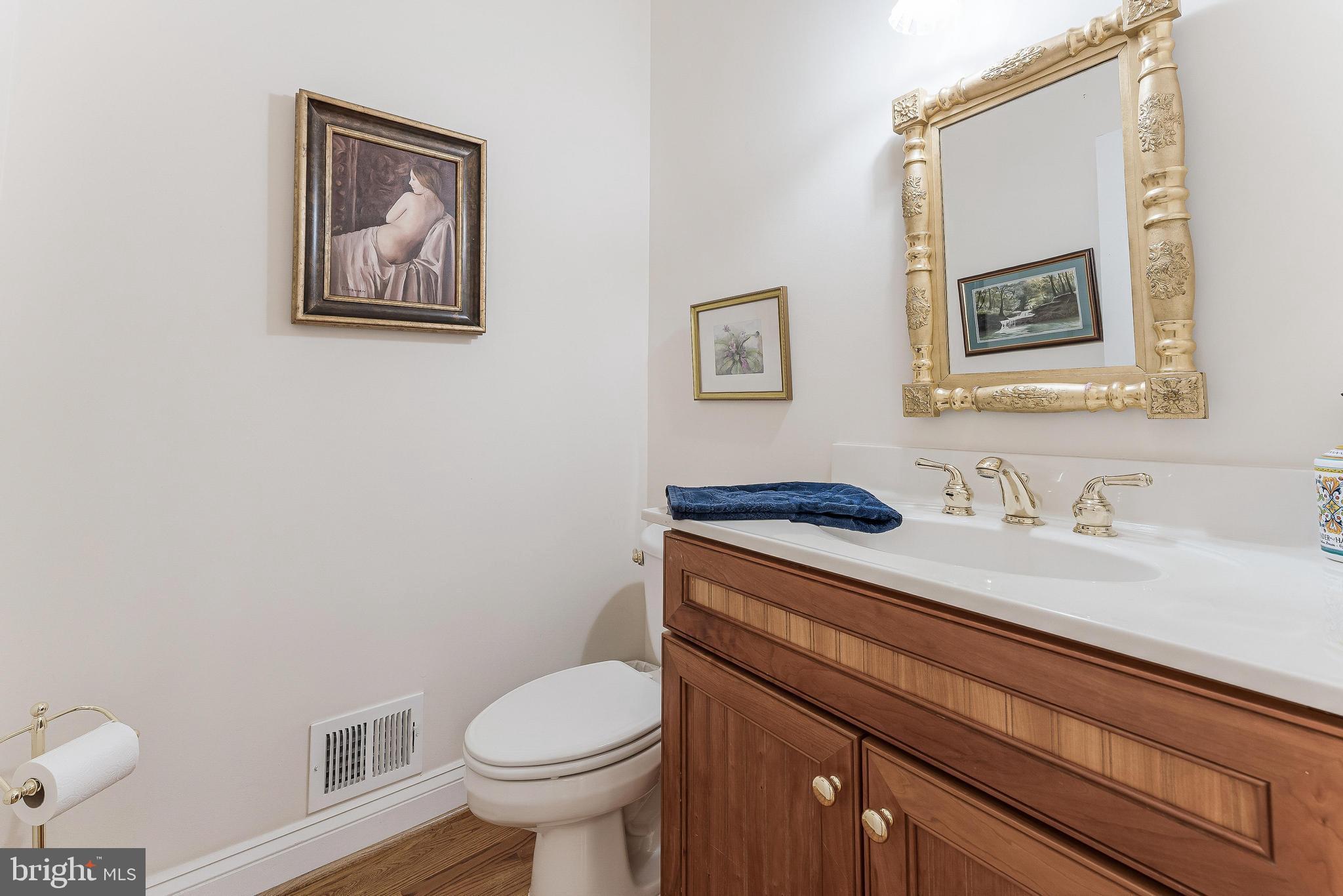 FAIRFAX FARMS - Residential