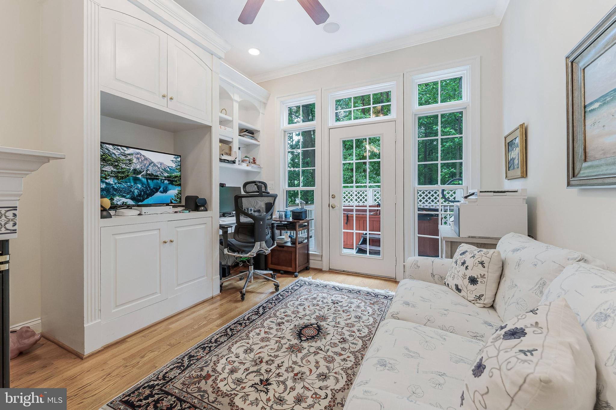 FAIRFAX FARMS - Residential