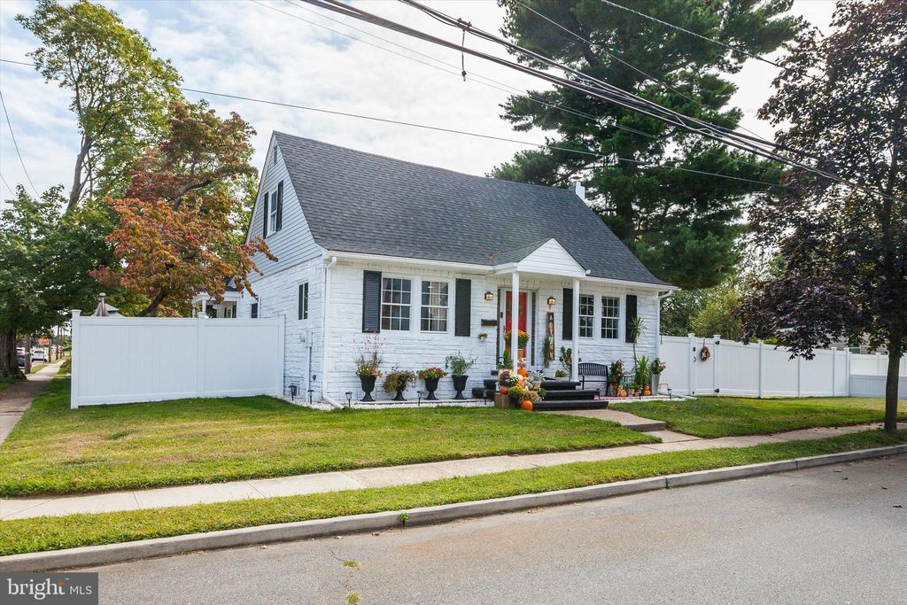 Photo of 445 Tindall Avenue, HAMILTON, NJ 08610 (MLS # NJME2066076)