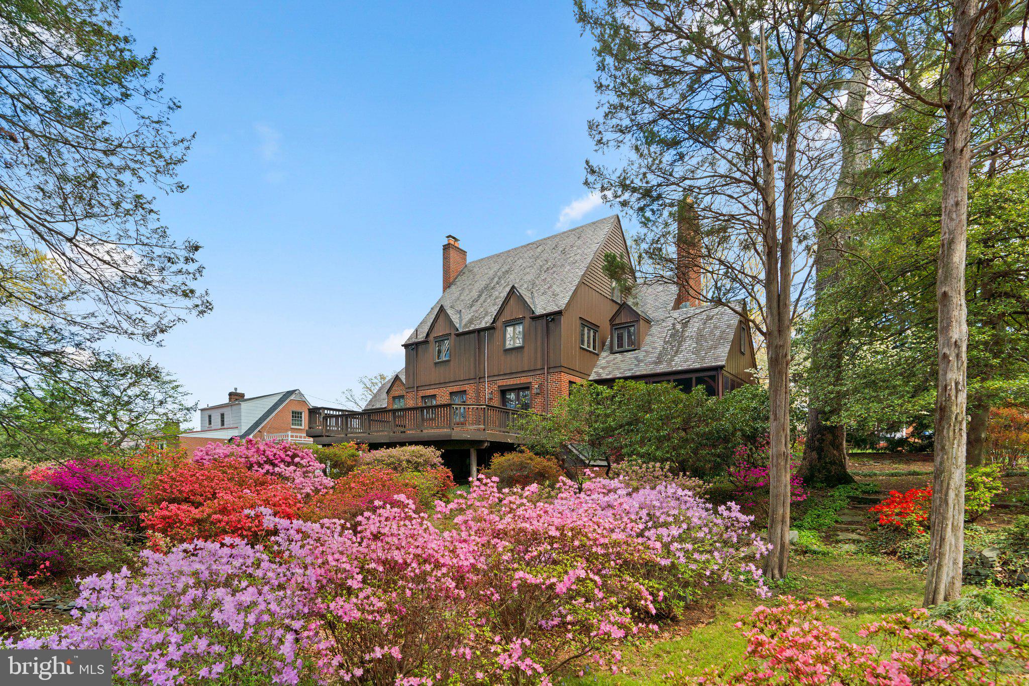 COLLEGE HEIGHTS - Residential