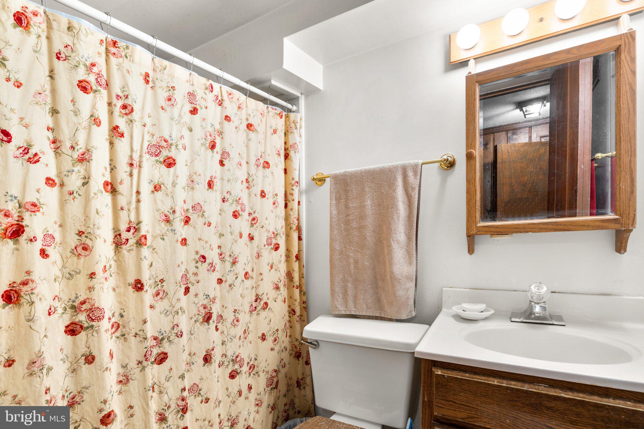 COLLEGE HEIGHTS - Residential