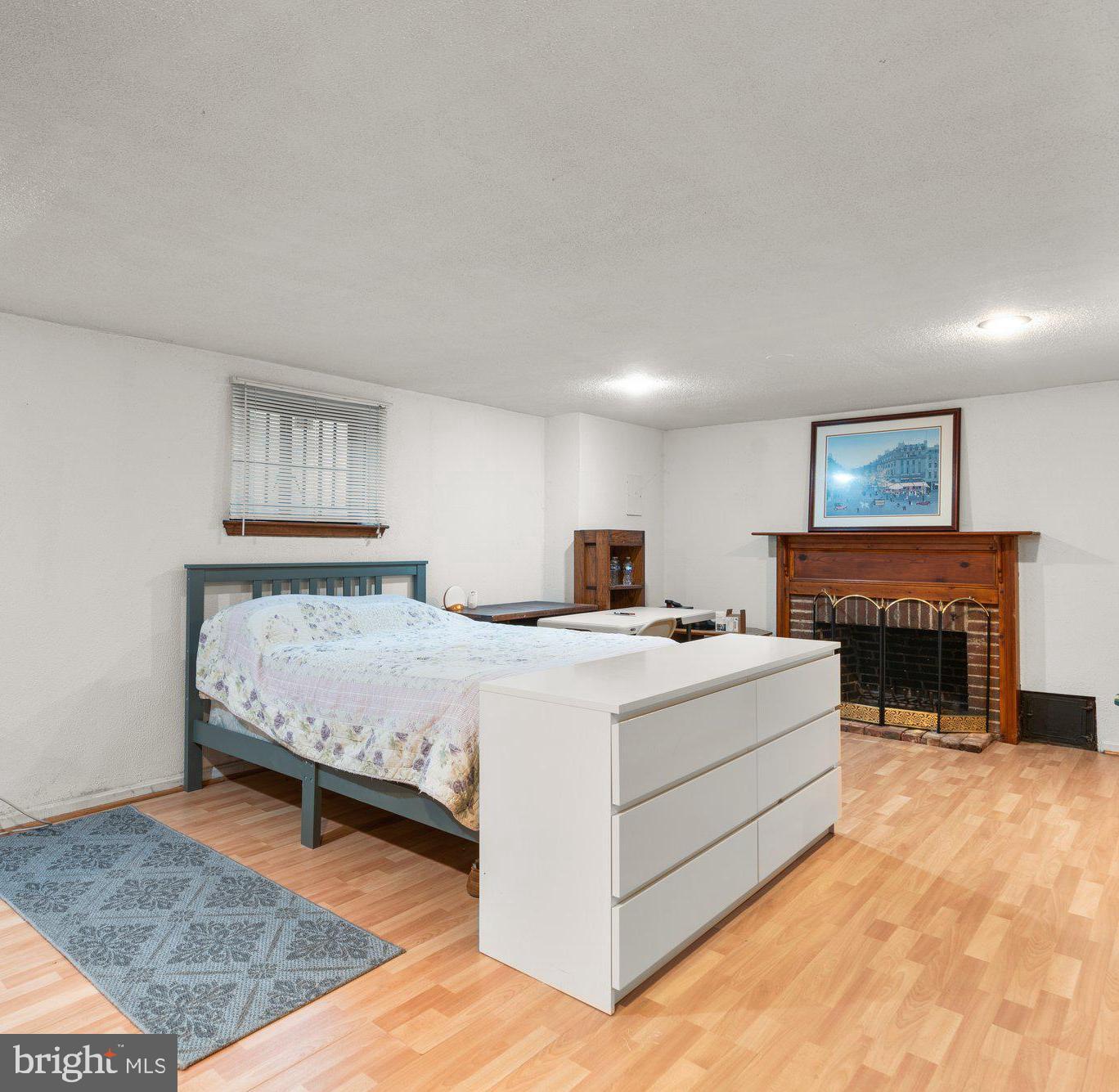 COLLEGE HEIGHTS - Residential