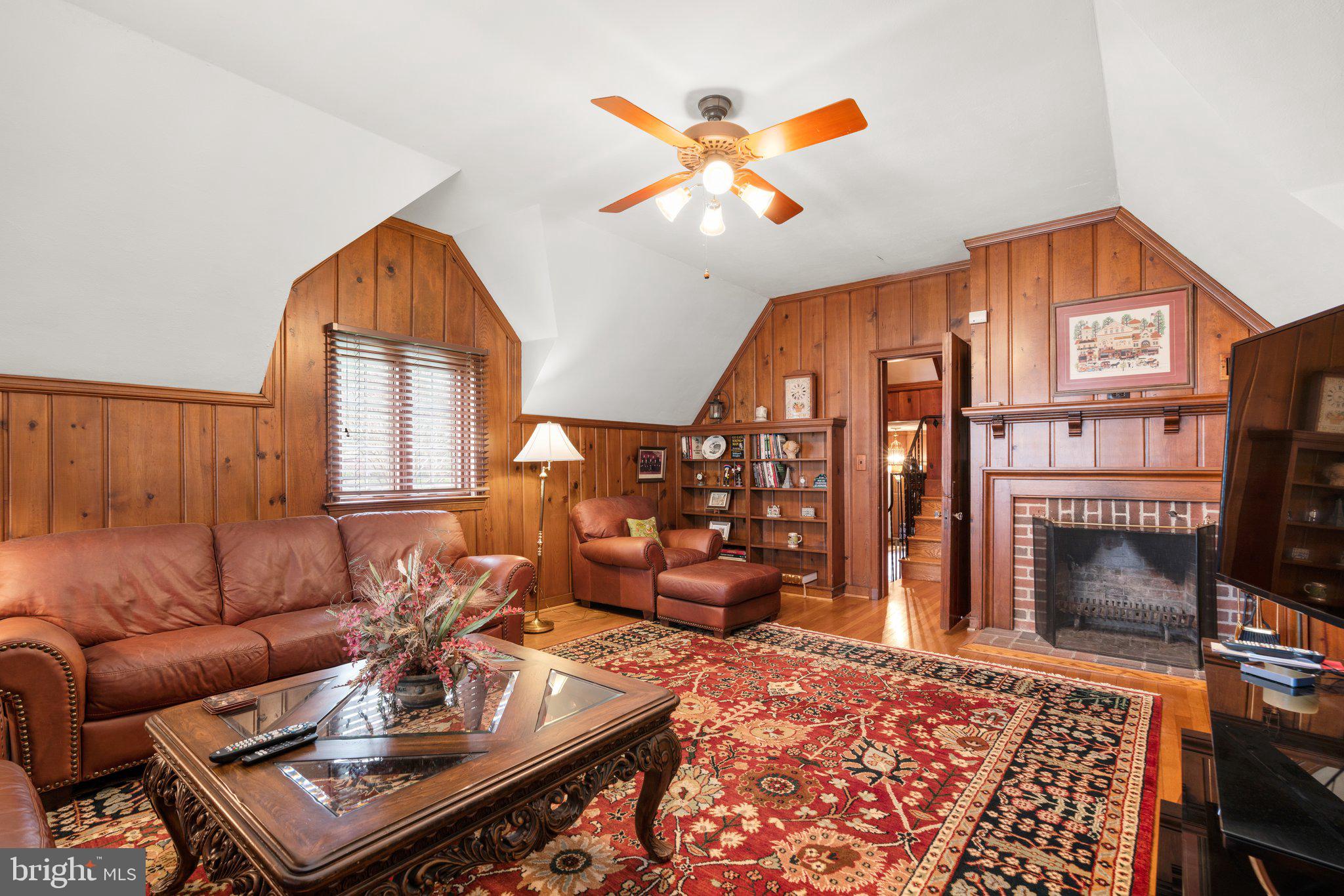 COLLEGE HEIGHTS - Residential