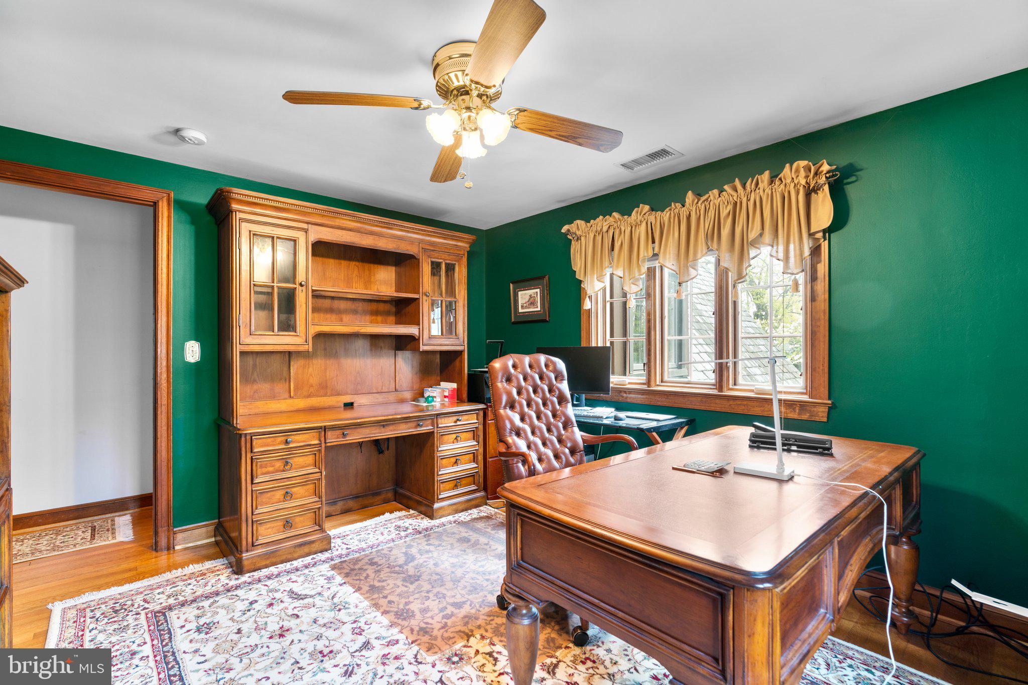 COLLEGE HEIGHTS - Residential