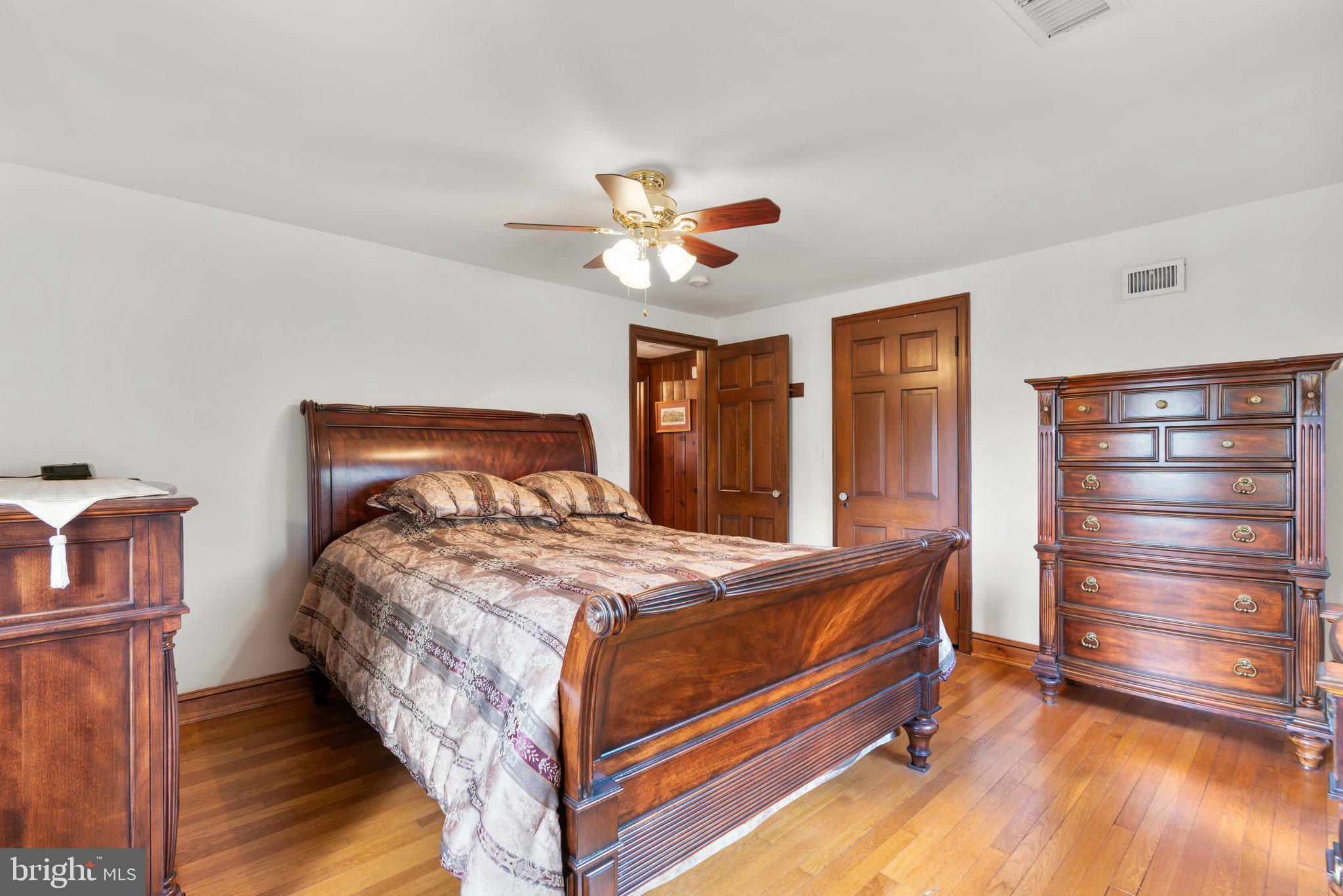 COLLEGE HEIGHTS - Residential