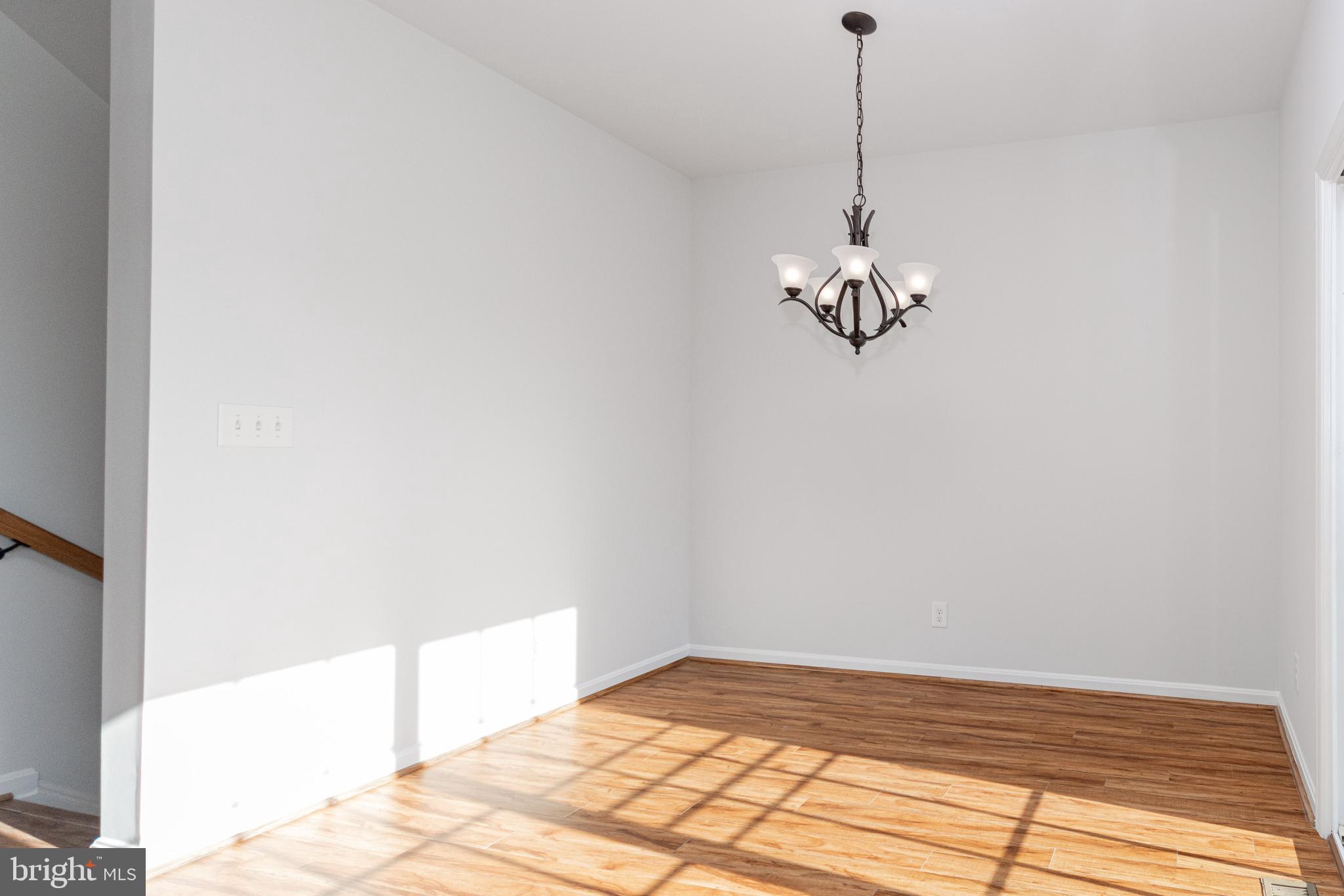 LAKESIDE - Residential